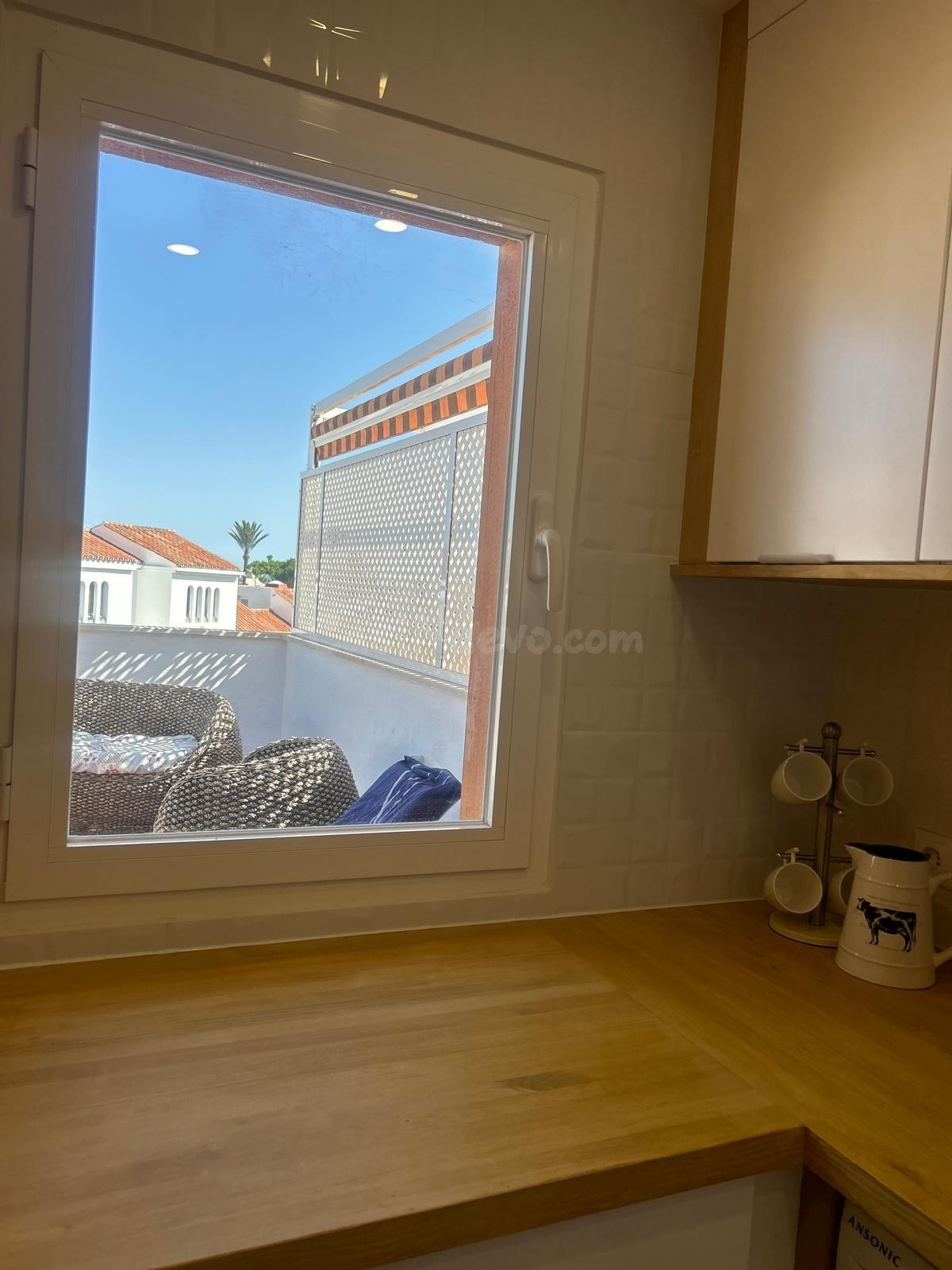 Acogedor apartamento a metros de la playa en Marina de Casar - foto 3