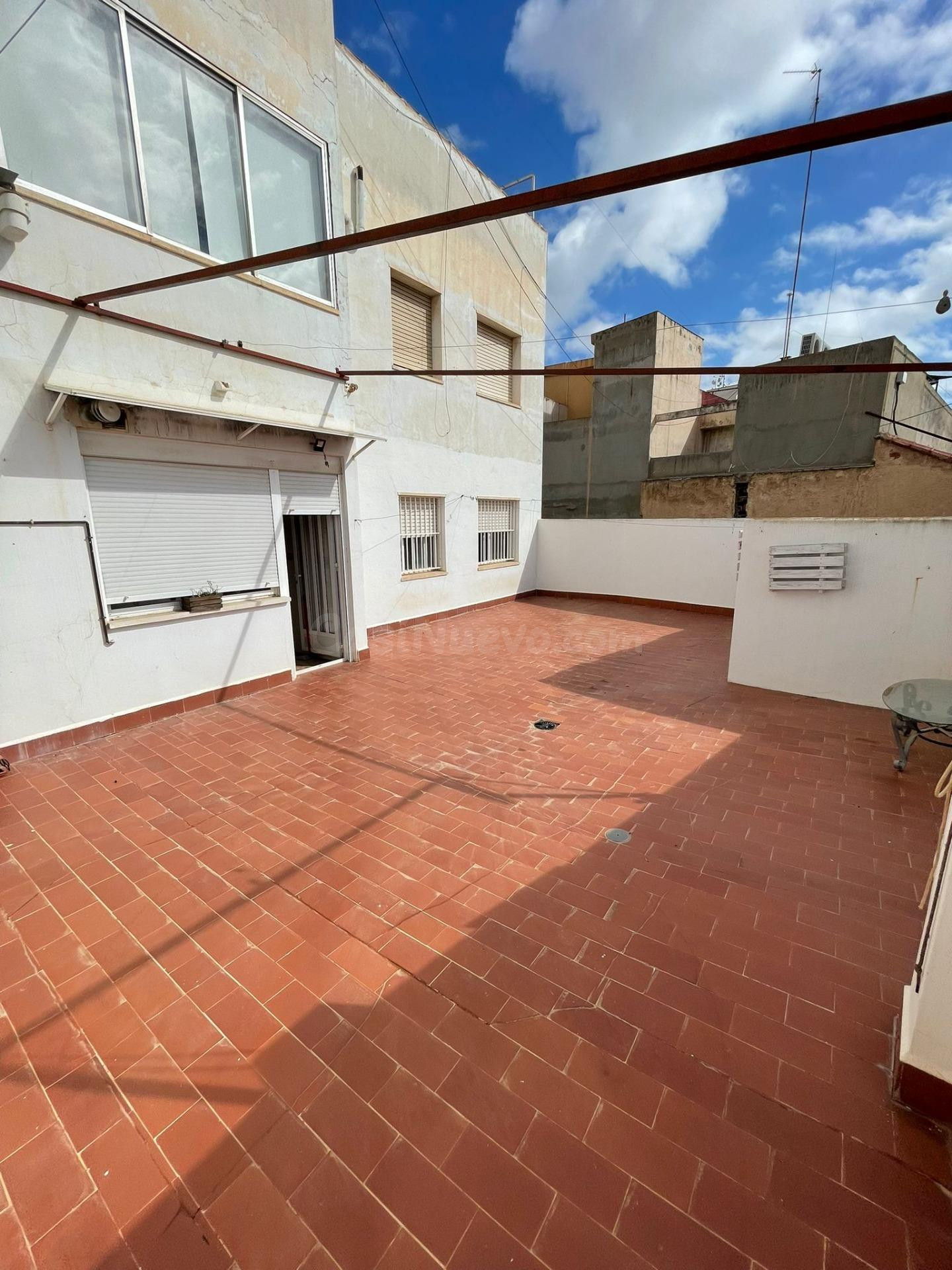 AMPLIO PISO en VENTA en el CENTRO de SAN PEDRO DEL PINATAR