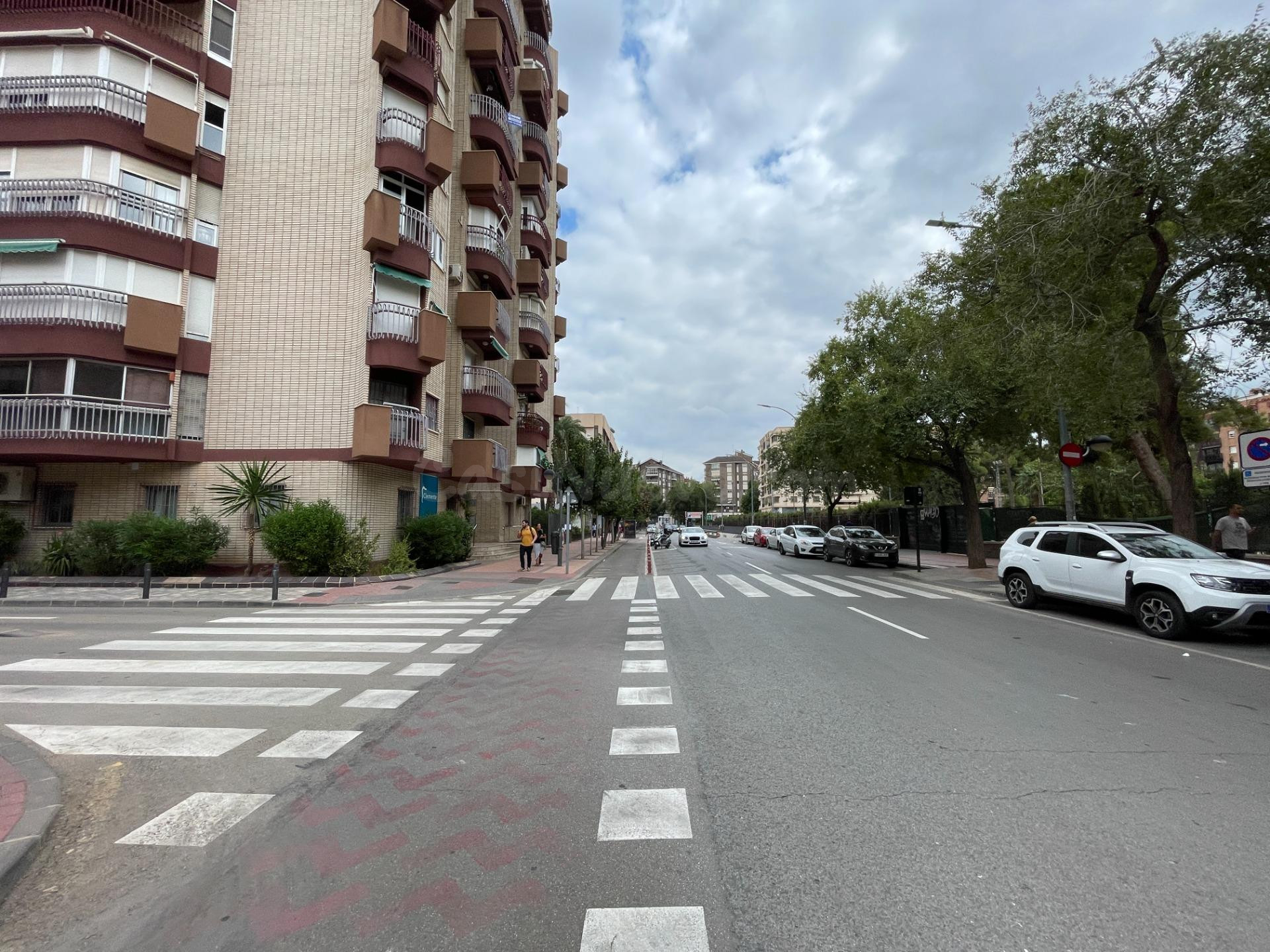 ESPECTACULAR Piso en Centro de Murcia - foto 3