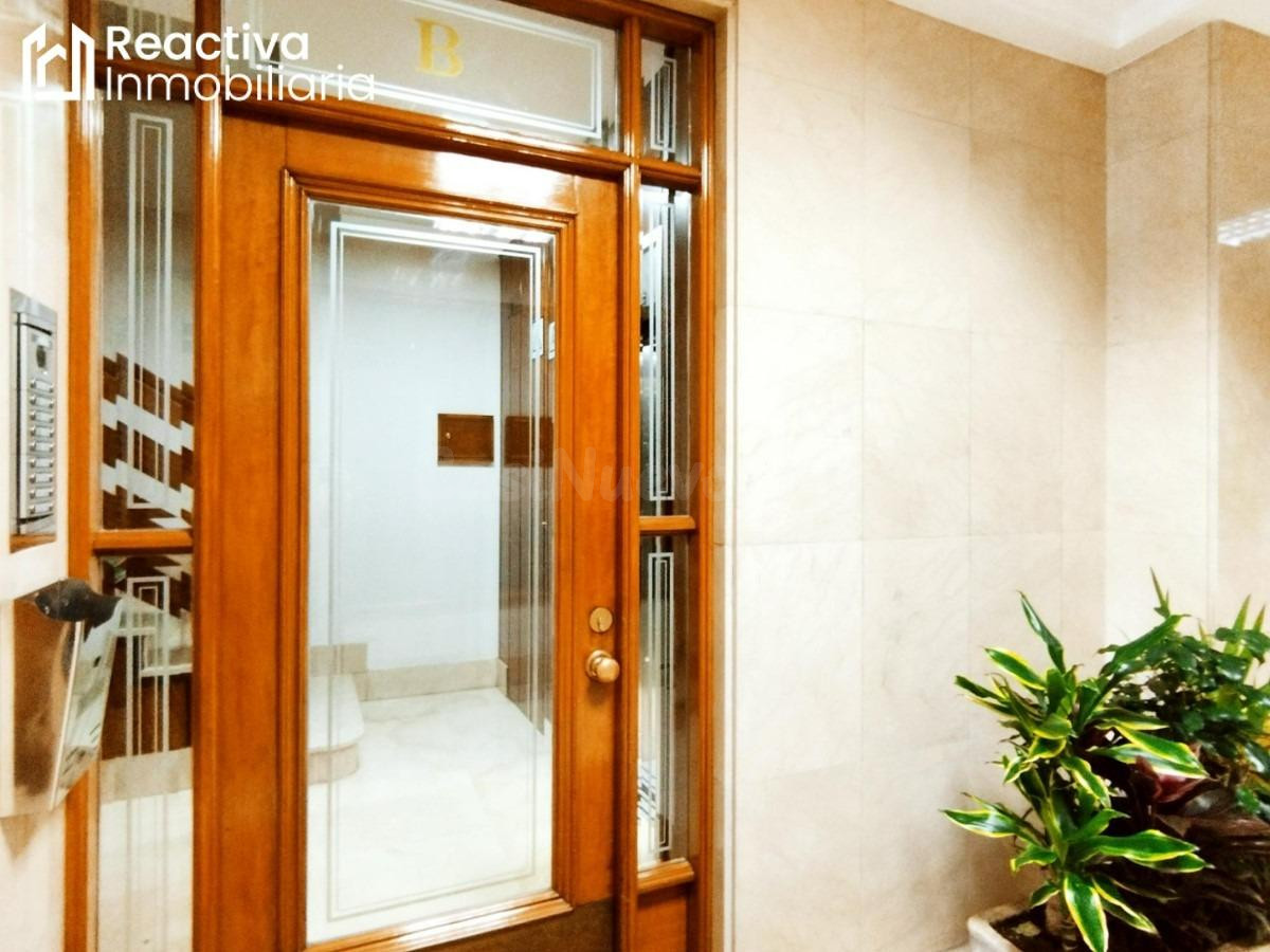 Piso céntrico de 4 habitaciones, luminoso - foto 4
