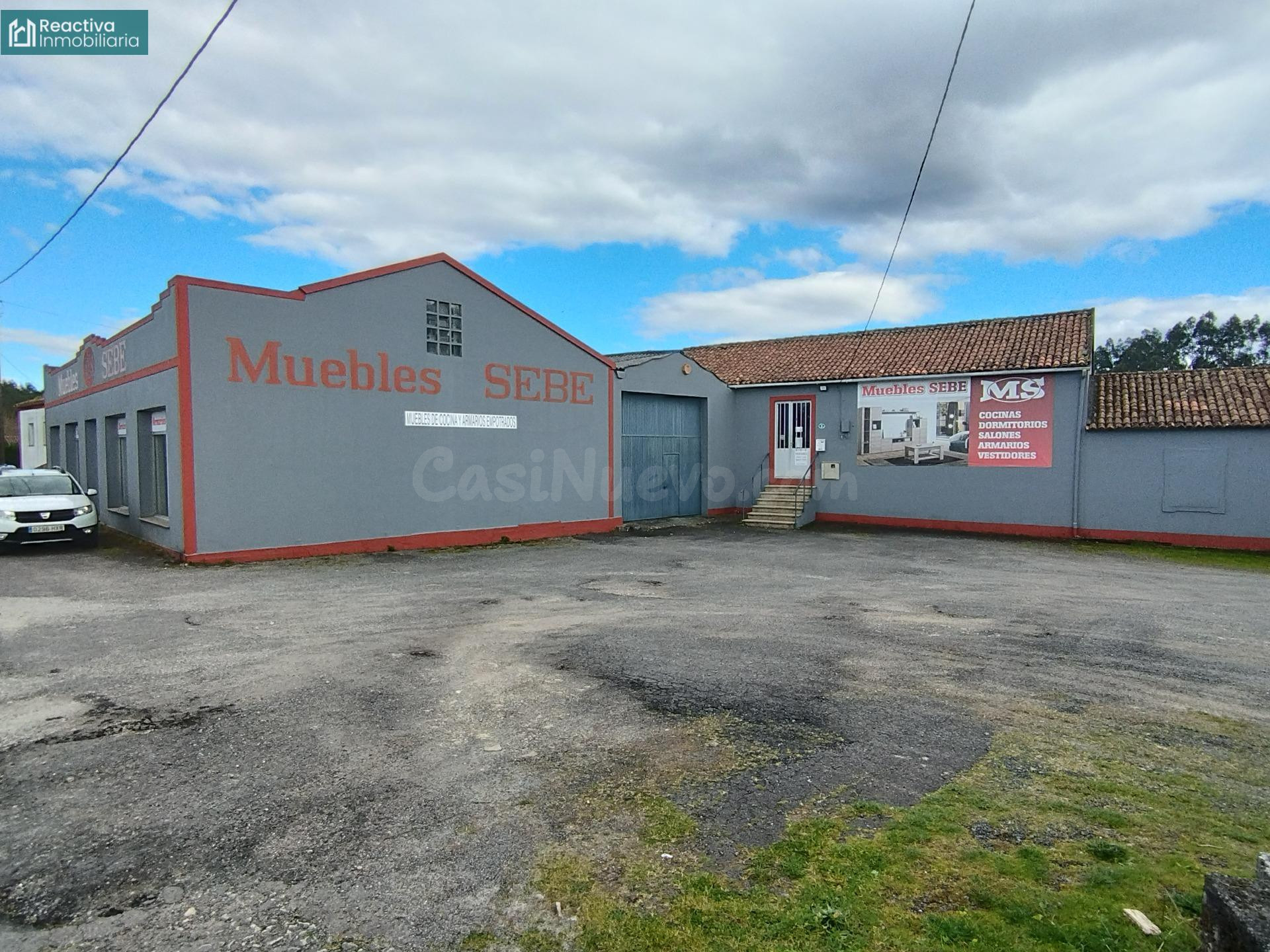 Nave industrial en Bugallido, Ames, con finca. - foto 4
