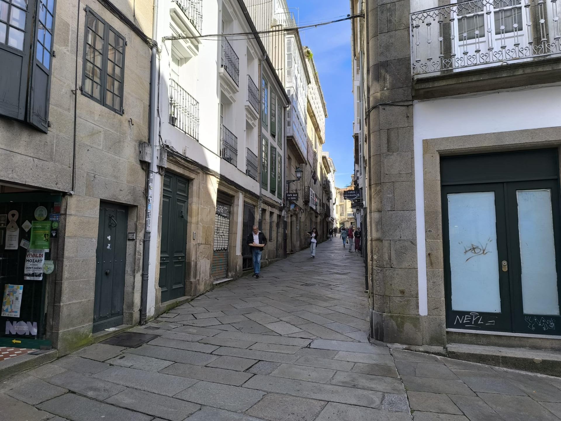 LOCAL COMERCIAL EN CASCO HISTÓRICO - foto 5