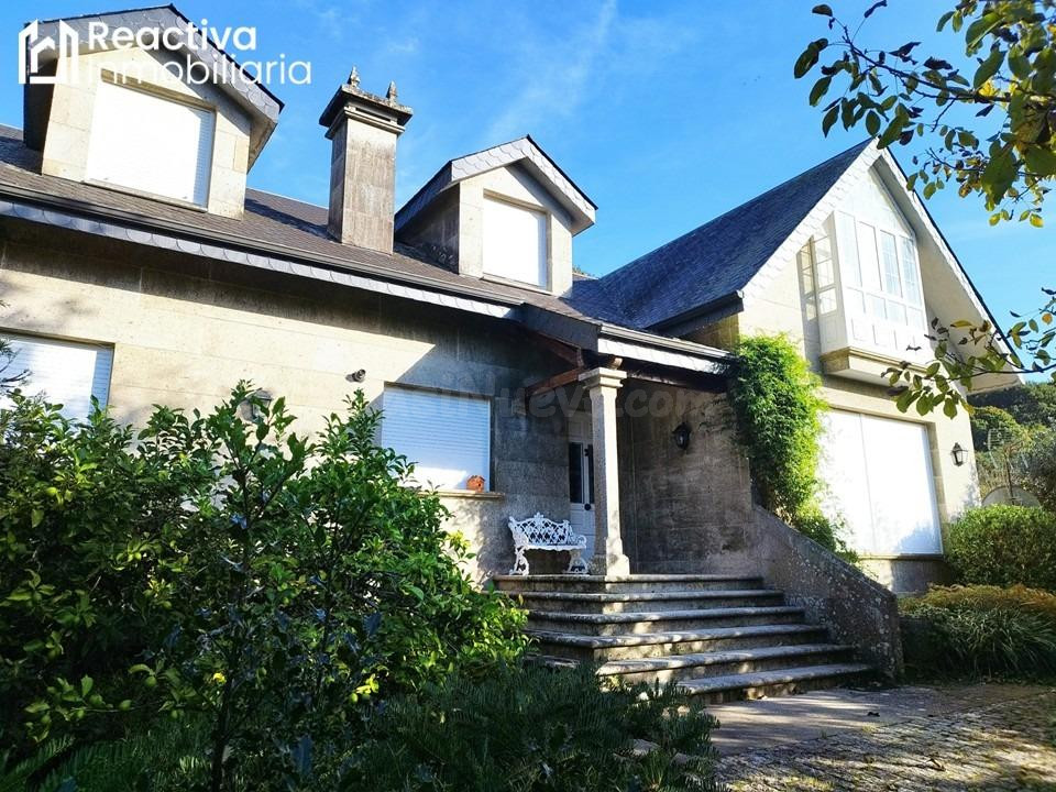 Chalet en Roxos