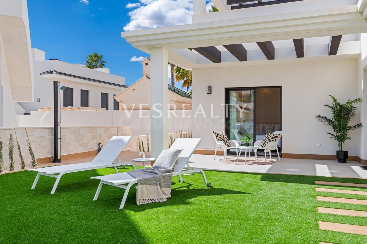 Villa de lujo en venta en Quesada - foto 2