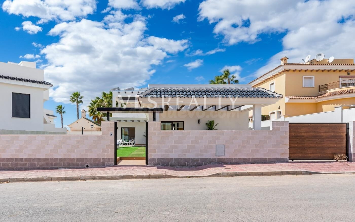 Villa de lujo en venta en Quesada - foto 3