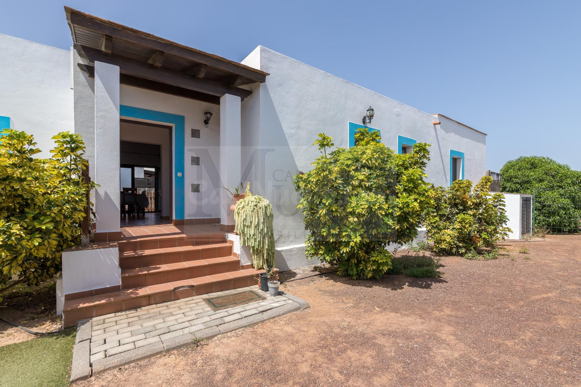 CHALET CON PISCINA PRIVADA EN VILLAVERDE – AMPLIA PARCELA Y  - foto 4