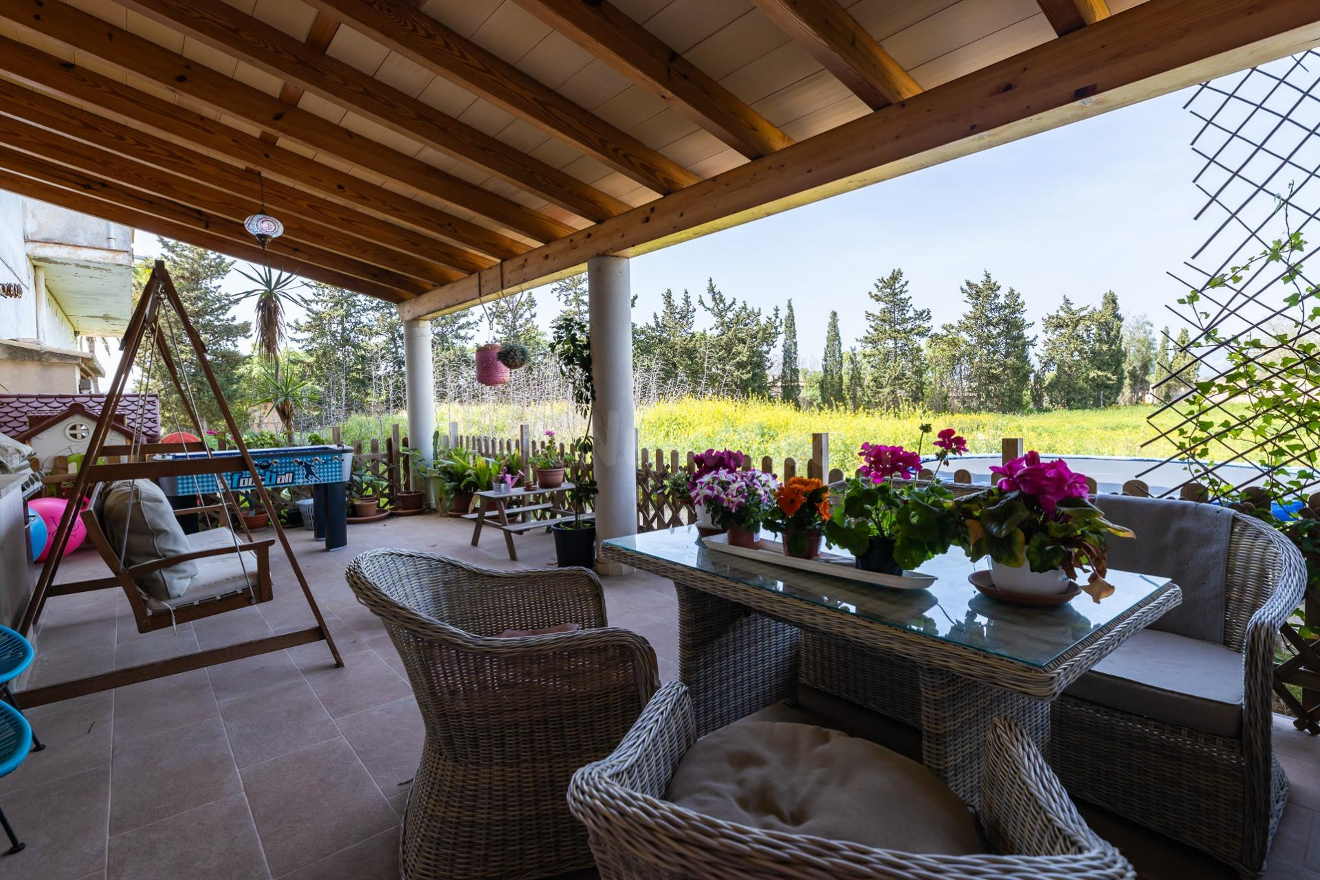 Antigua finca agraria de yeguada en venta - foto 2