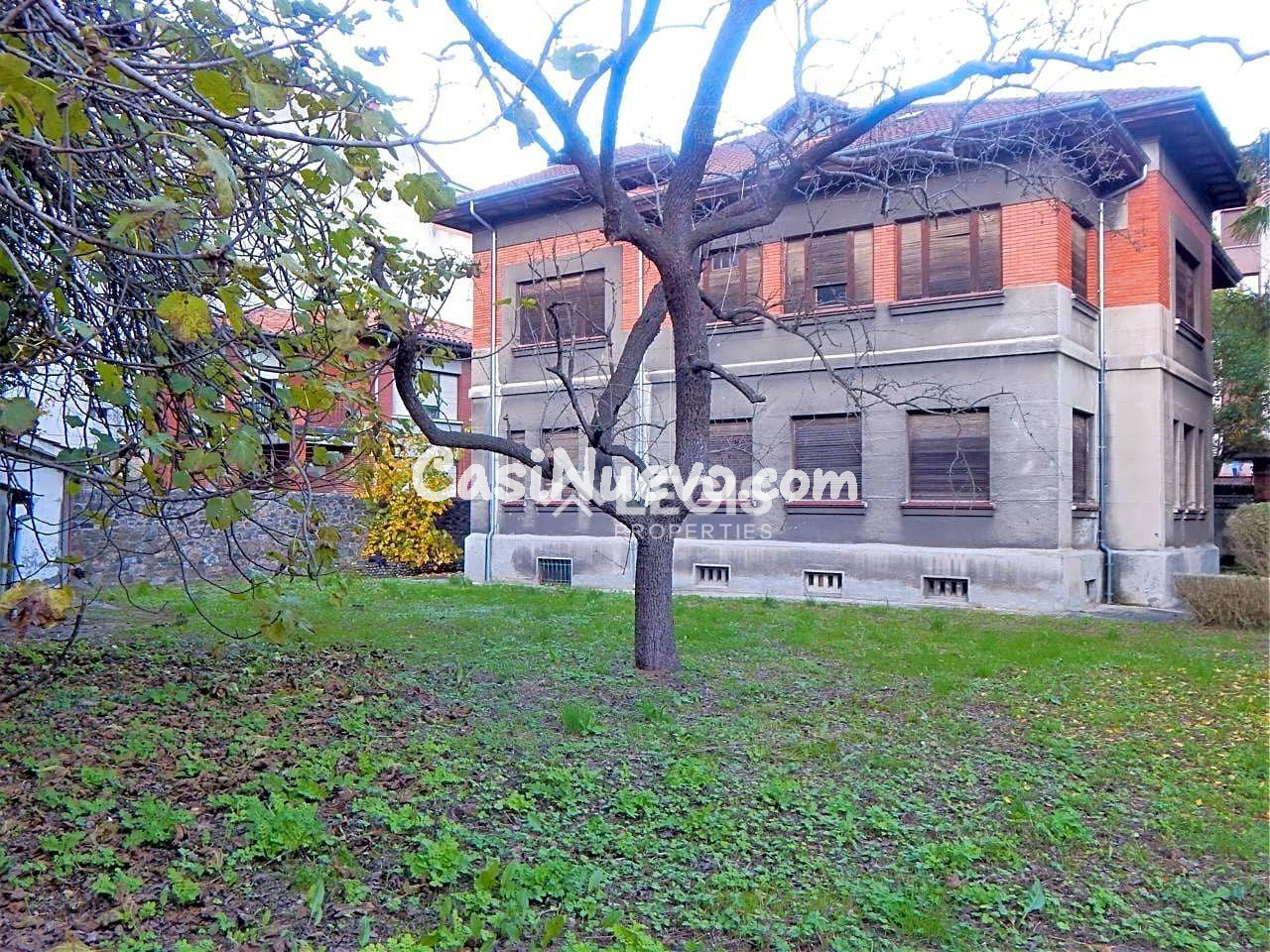 PRECIOSO CHALET EMBLEMÁTICO CON PROPIEDAD PRIVADA EN EL CORA - foto 3