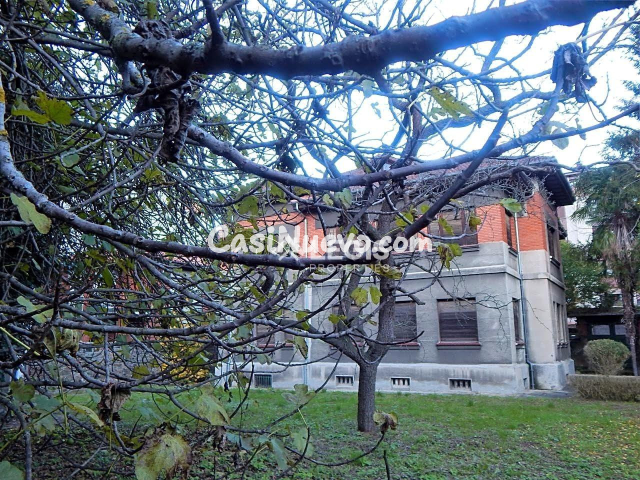 PRECIOSO CHALET EMBLEMÁTICO CON PROPIEDAD PRIVADA EN EL CORA - foto 8