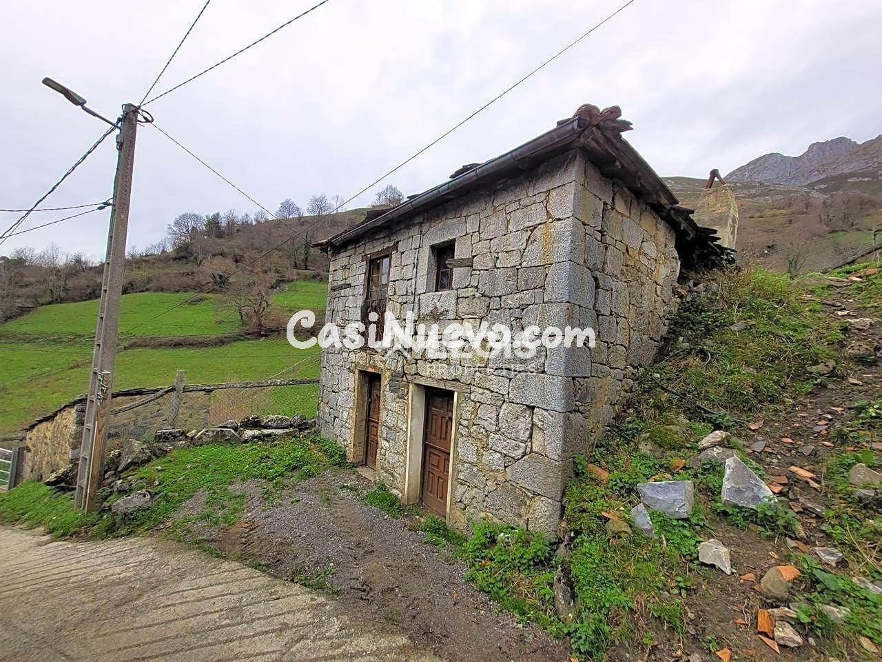 CASA DE PIEDRA PARA REFORMAR EN EL PUEBLO DE RIOALLER, PRINC - foto 15