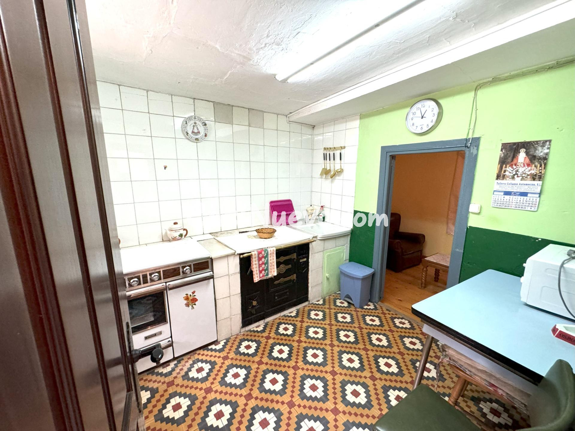 CASA CON GALERIA, ANTOJANA Y ALMACÉN - foto 9