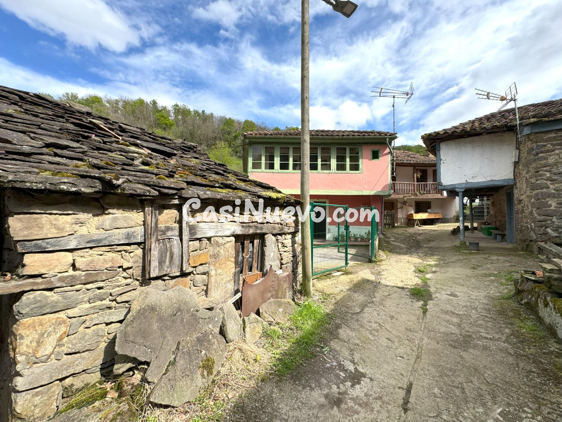 CASA CON GALERIA, ANTOJANA Y ALMACÉN - foto 37