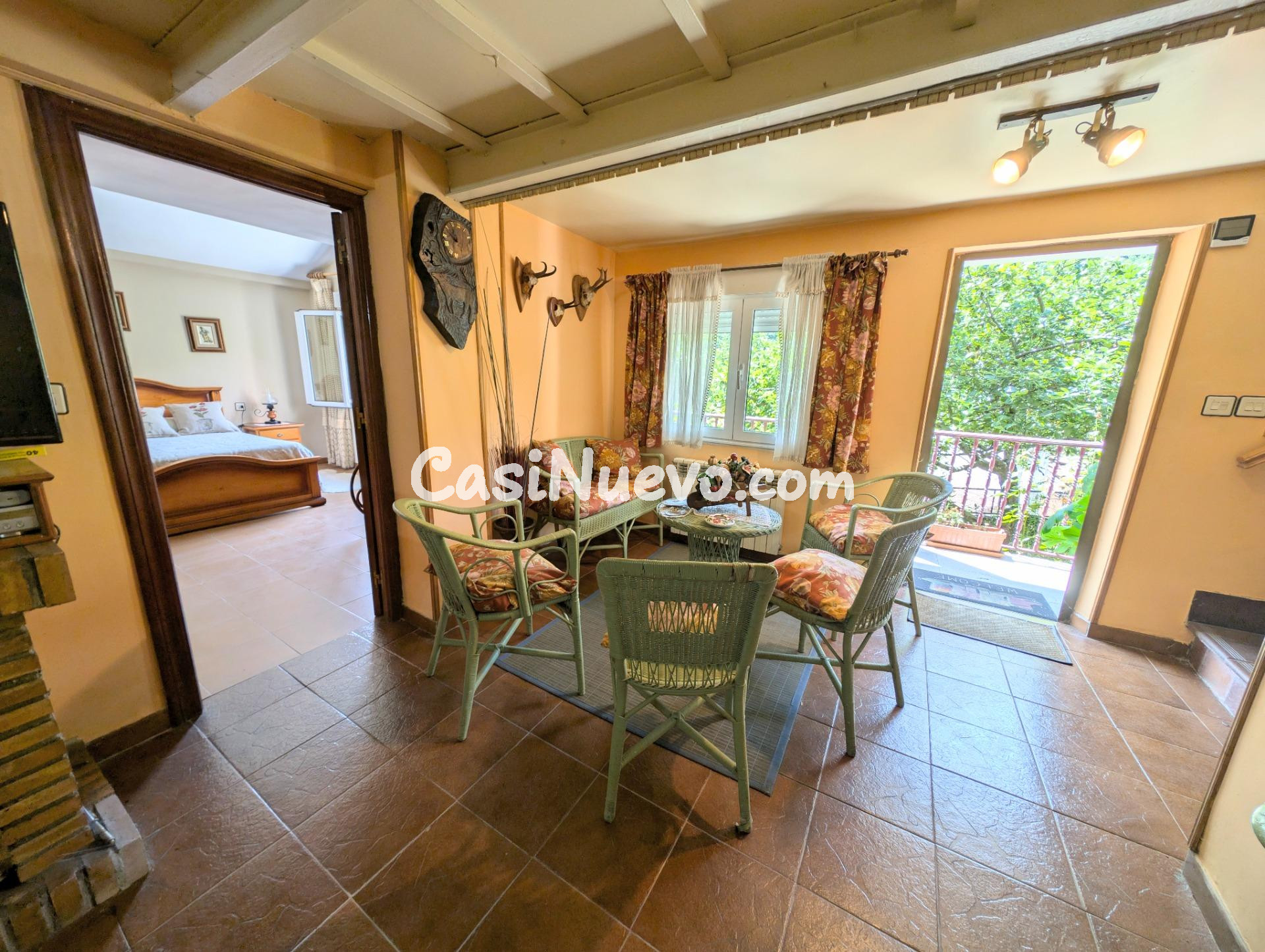 CASA DE 3 PLANTAS CON JARDIN, PARCELA URBANA Y GARAJE. EN LL - foto 24