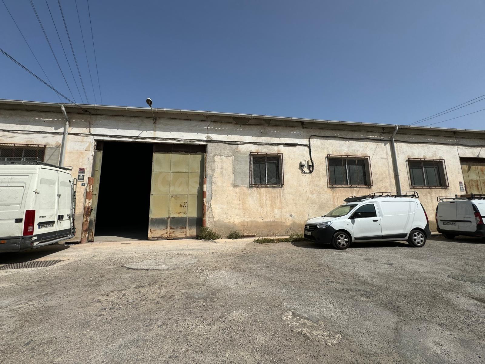 Versatile Industrial Warehouse for Sale – Ideal for Diverse  - foto 3