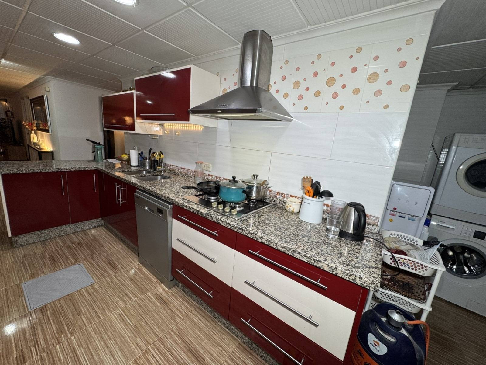 Se vende piso bajo céntrico en Torrevieja - foto 3
