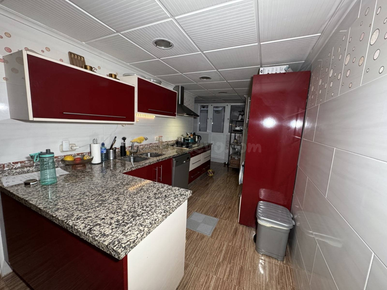 Se vende piso bajo céntrico en Torrevieja - foto 4
