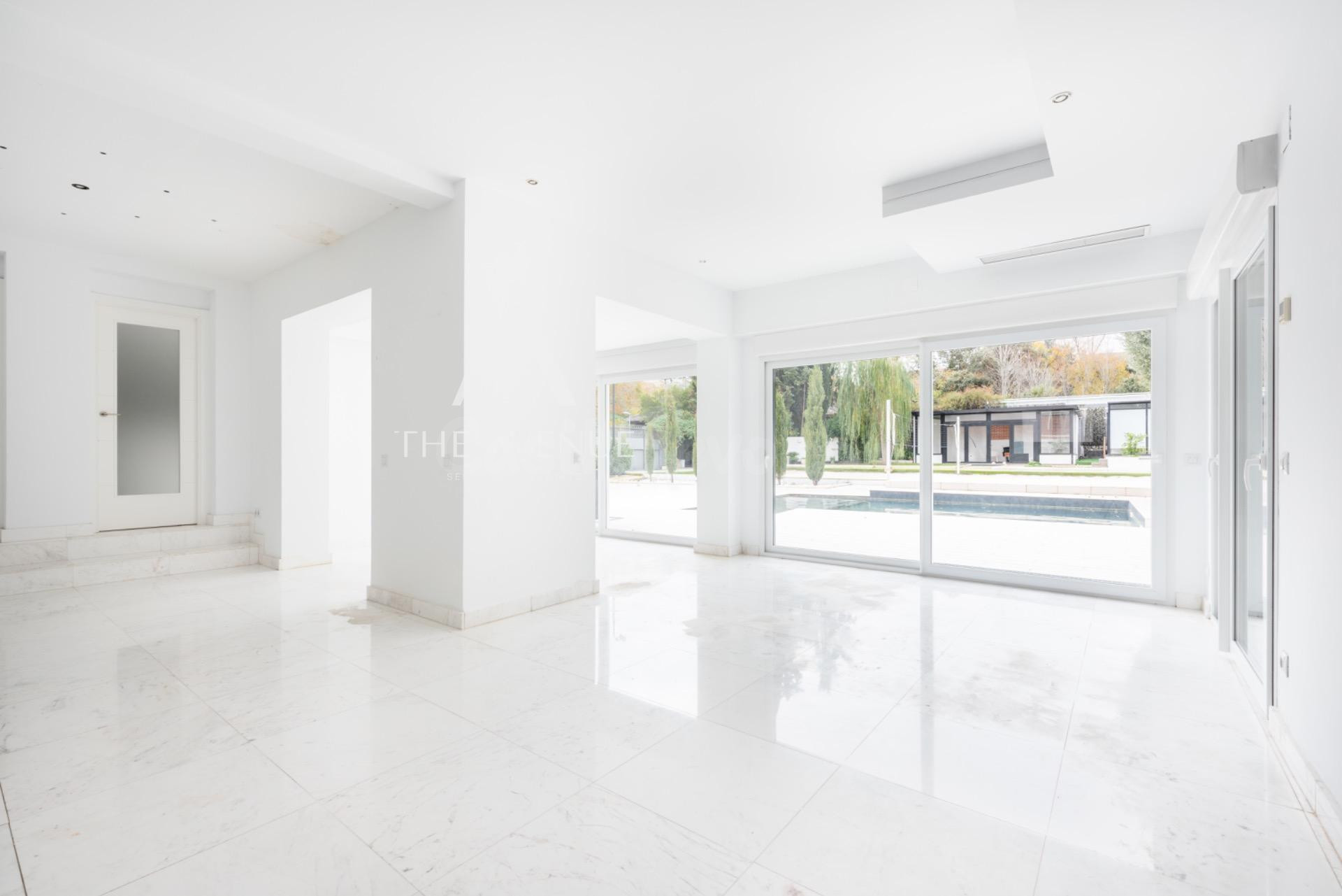Chalet independiente a la venta en La Moraleja - foto 4