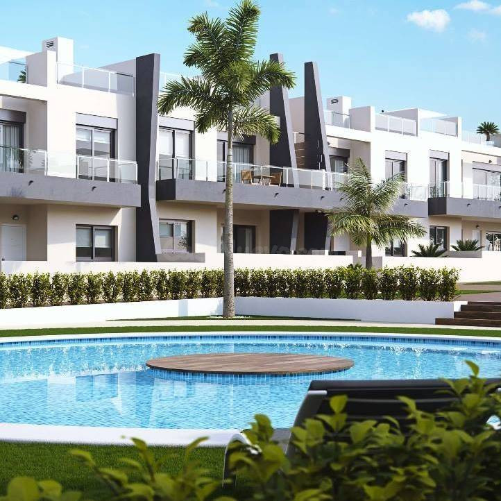 Bungalow Recién Construido a Solo 200 Metros de la Playa en  - foto 3