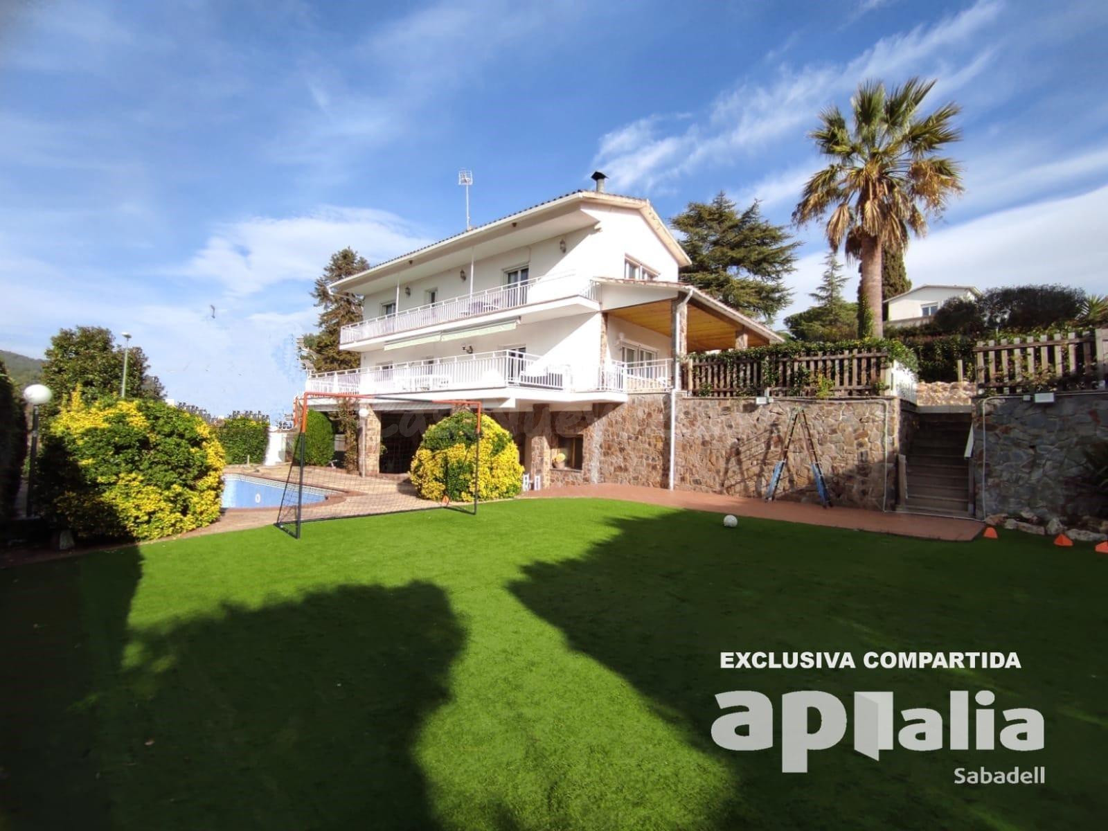 Chalet en Castellar del Valles - Zona Ca n Avellaneda - Can 