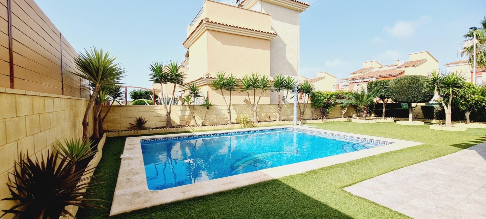 Espectacular Villa con piscina privada y vistas al mar en la - foto 2
