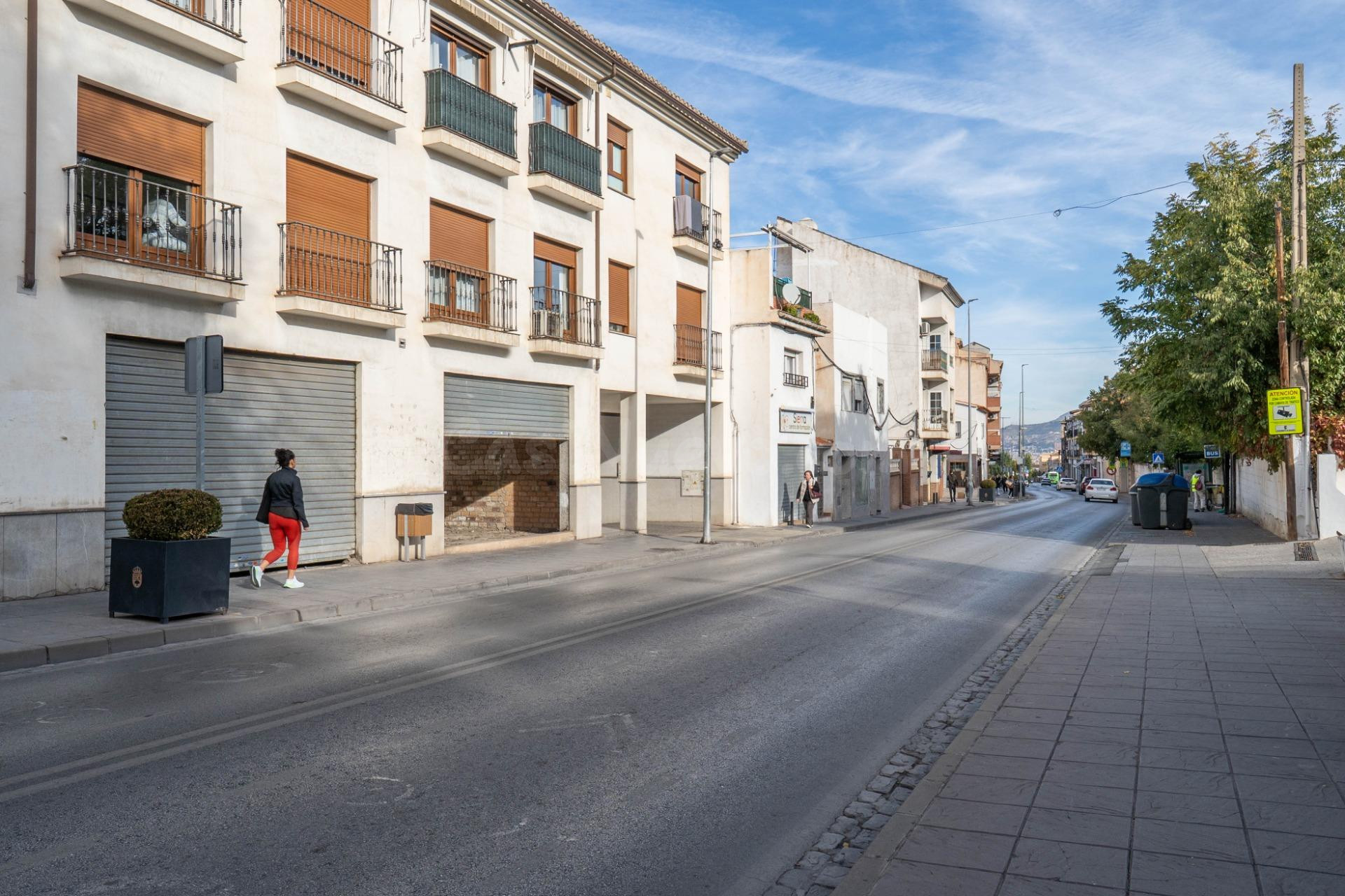 Local Comercial justo a Mercadona de Ogíjares. - foto 3