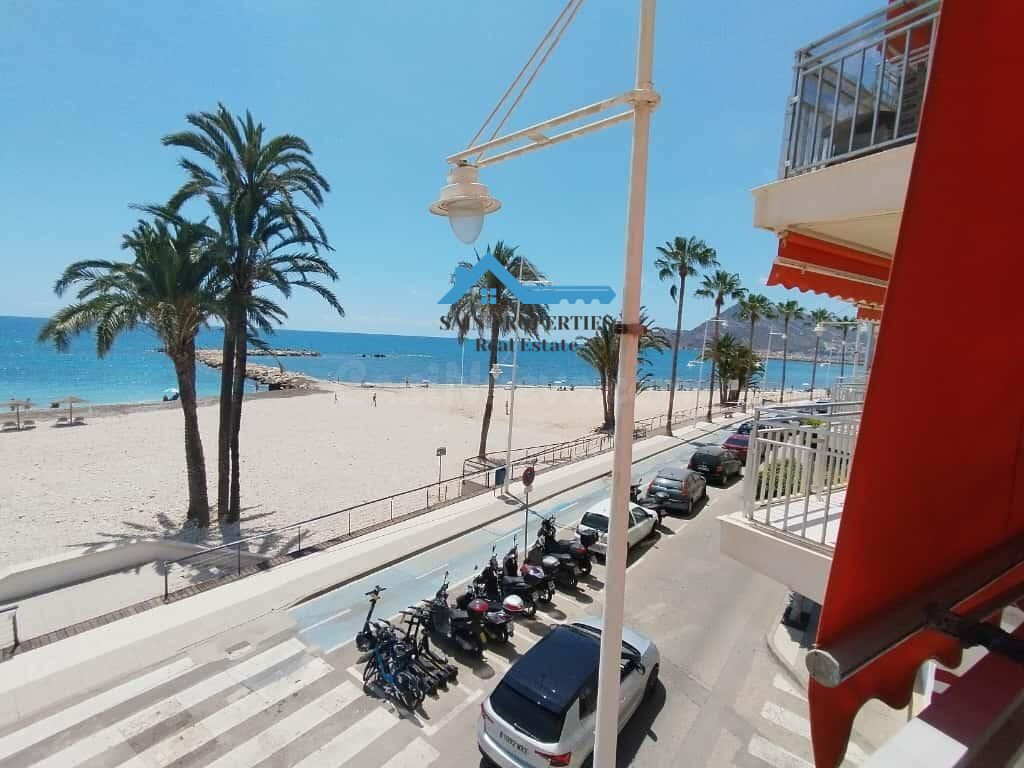 Venta bonito y luminoso piso en Altea, primera línia de play - foto 2