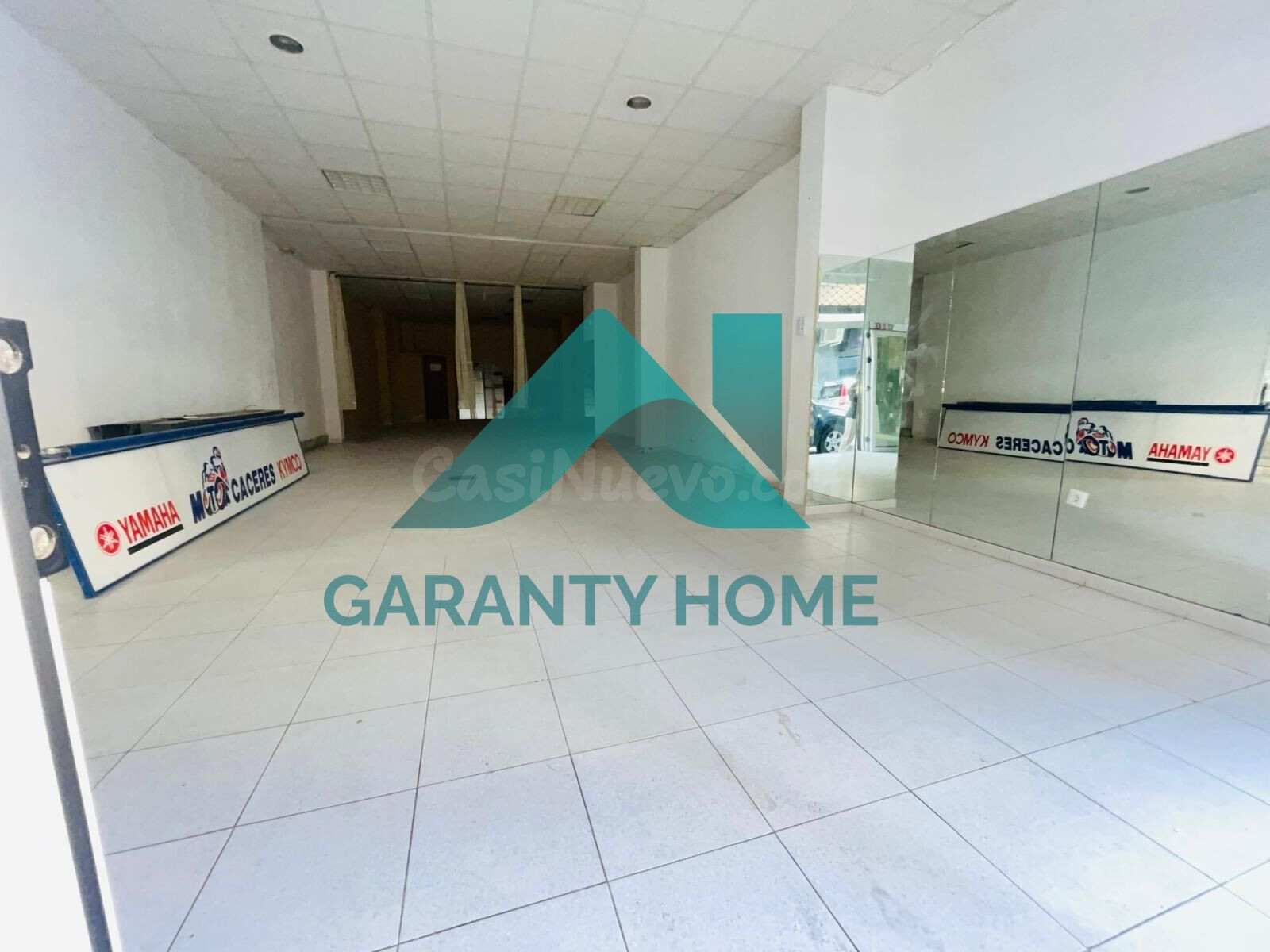 🏢 SE ALQUILA LOCAL COMERCIAL EN ZONA CENTRO – AMPLIO Y LUMIN - foto 4
