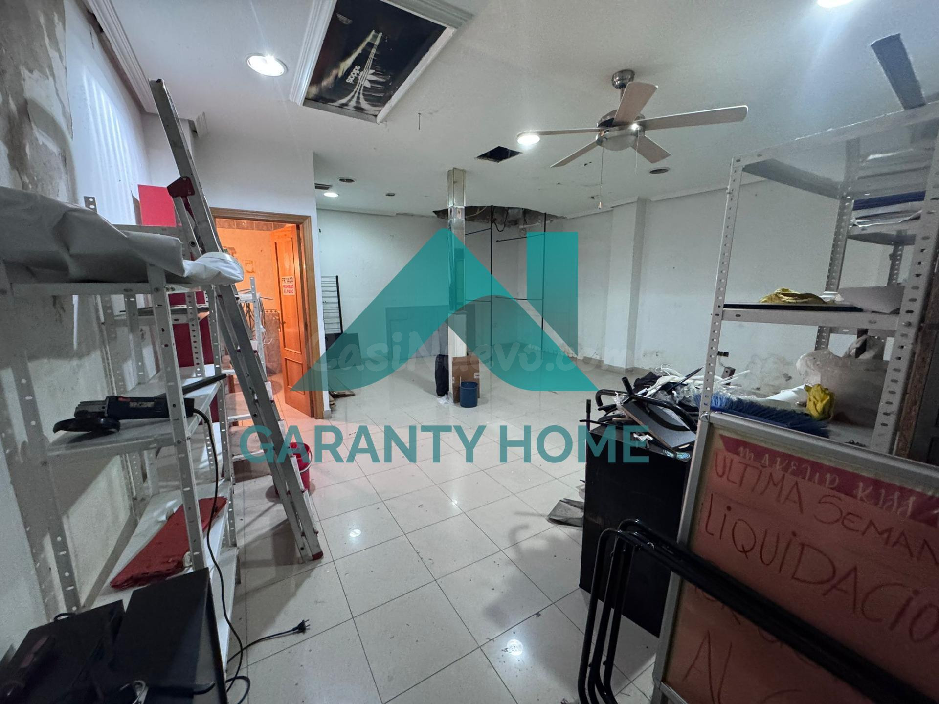 🏢 SE ALQUILA LOCAL COMERCIAL EN ZONA CENTRO – AMPLIO Y LUMIN - foto 4