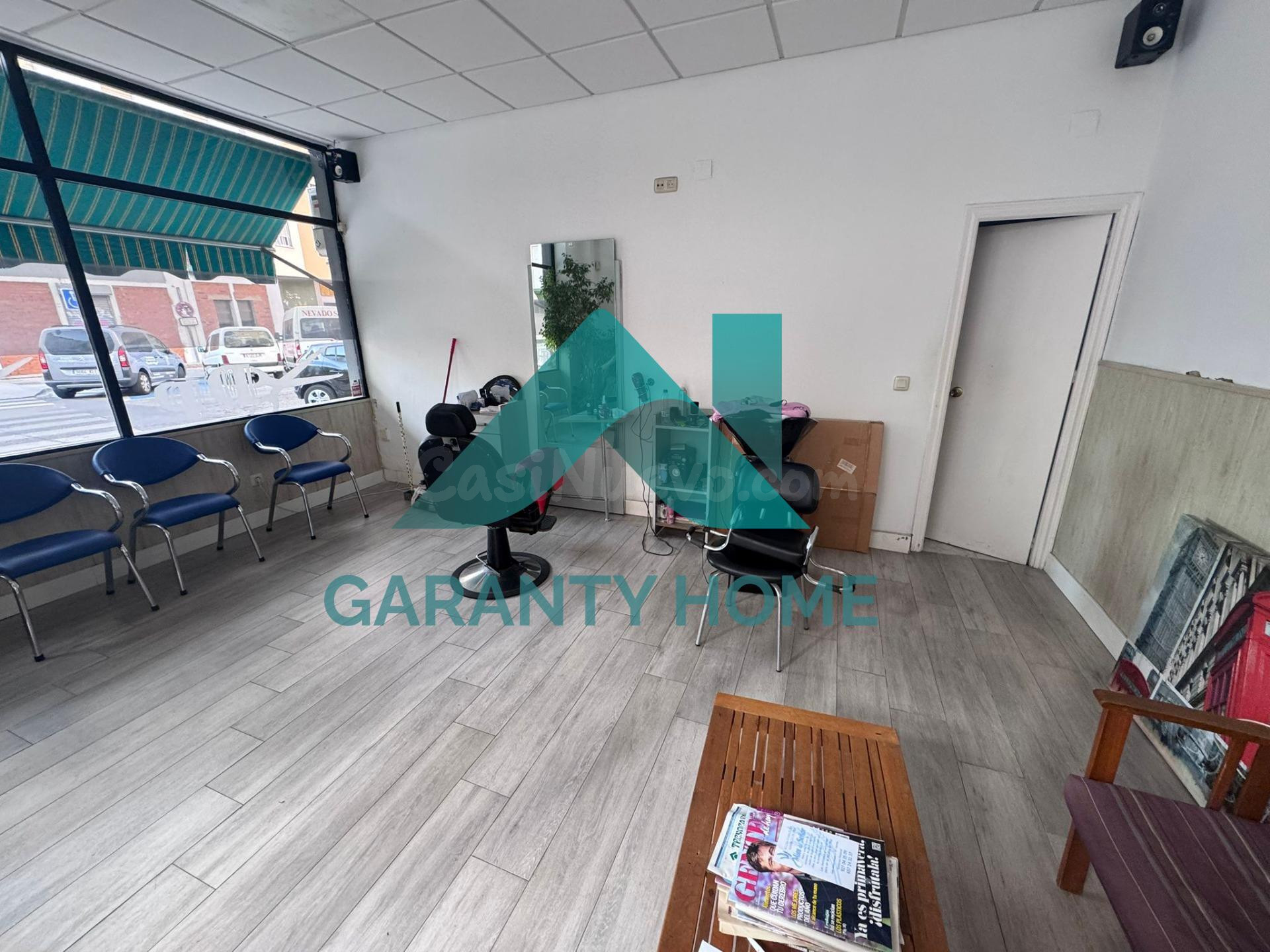 SE VENDE LOCAL COMERCIAL EN ANTONIO HURTADO (CÁCERES) ✂️✨ - foto 2
