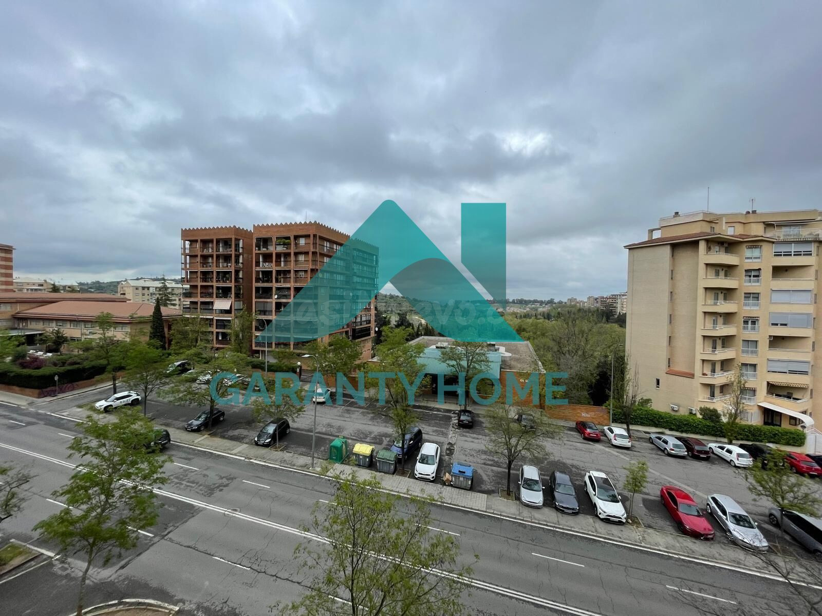 ¡SE VENDE PISO EN RUTA DE LA PLATA, CÁCERES! 🏡✨ - foto 2