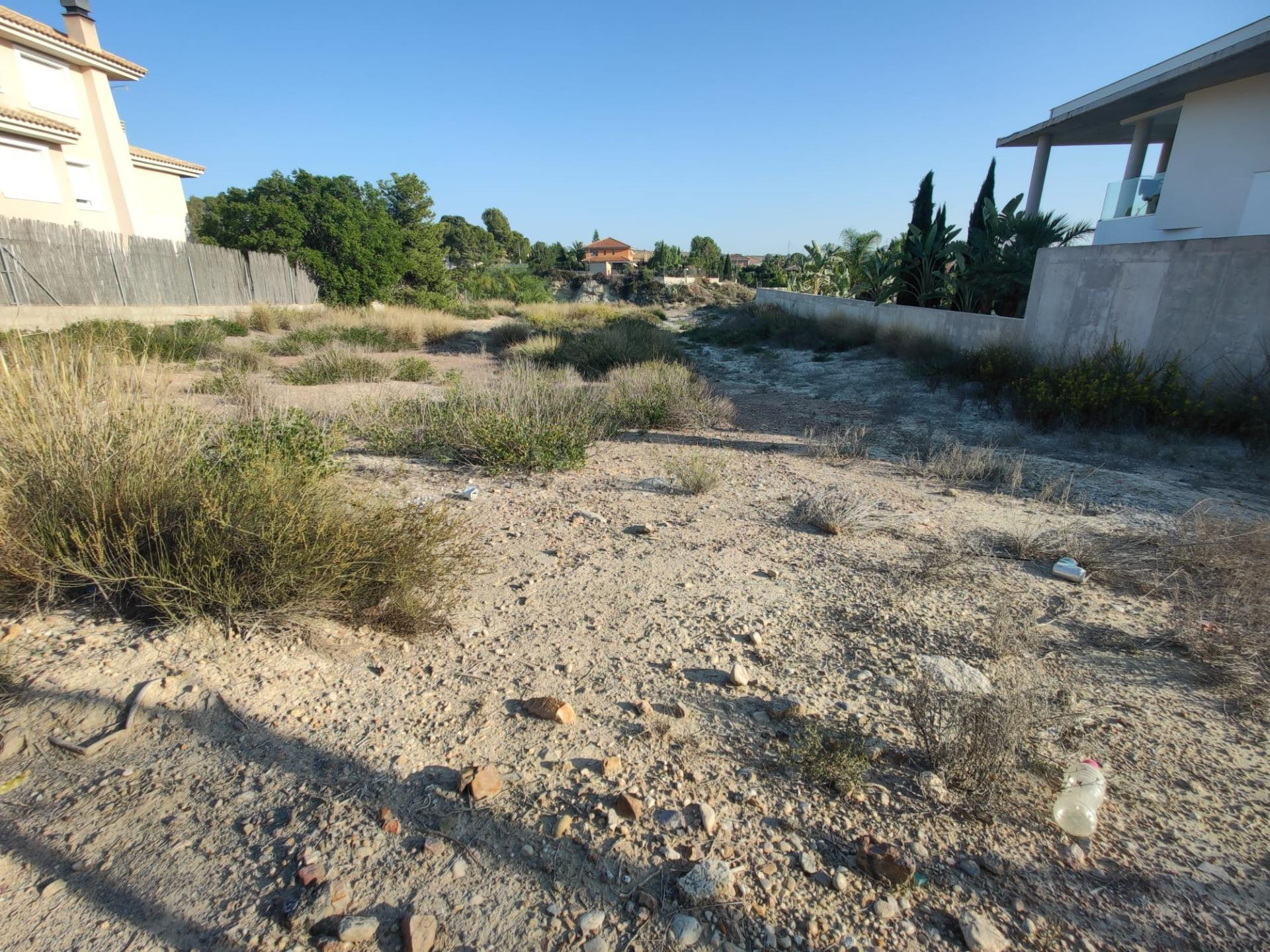 ¡MAGNÍFICA PARCELA URBANA EN EL CHORRICO! - foto 4