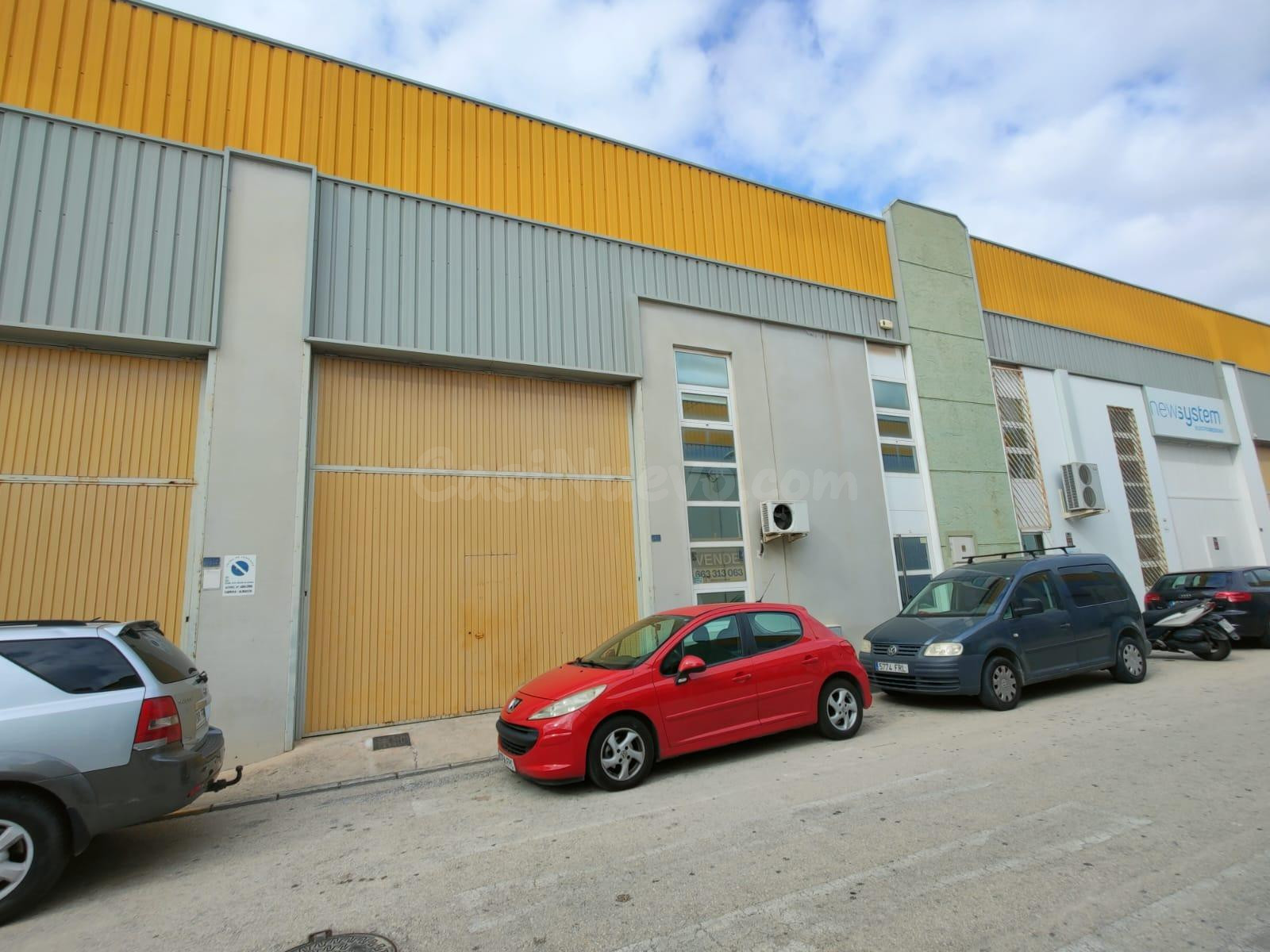 NAVE INDUSTRIAL P.I. LA POLVORISTA, C/ Totana