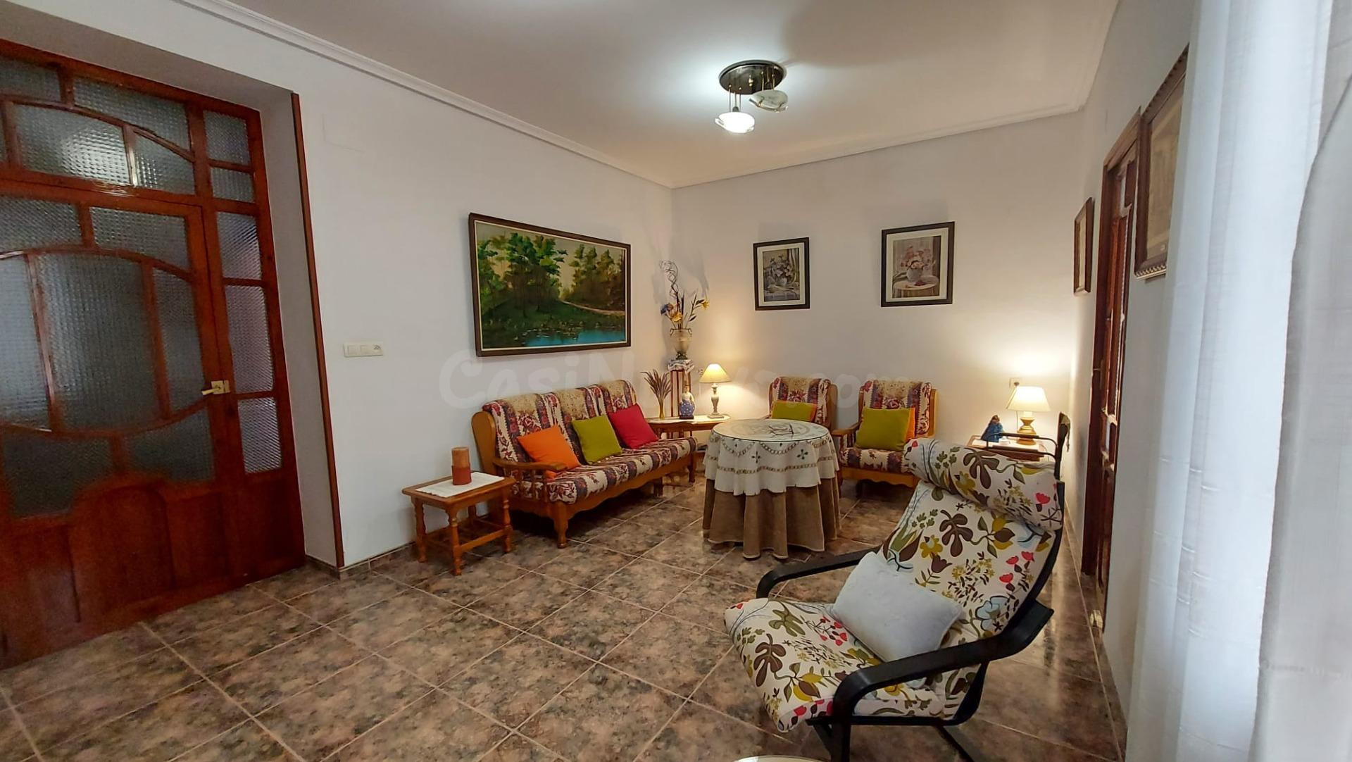 Exclusiva y Encantadora Casa de Dos Plantas - foto 3