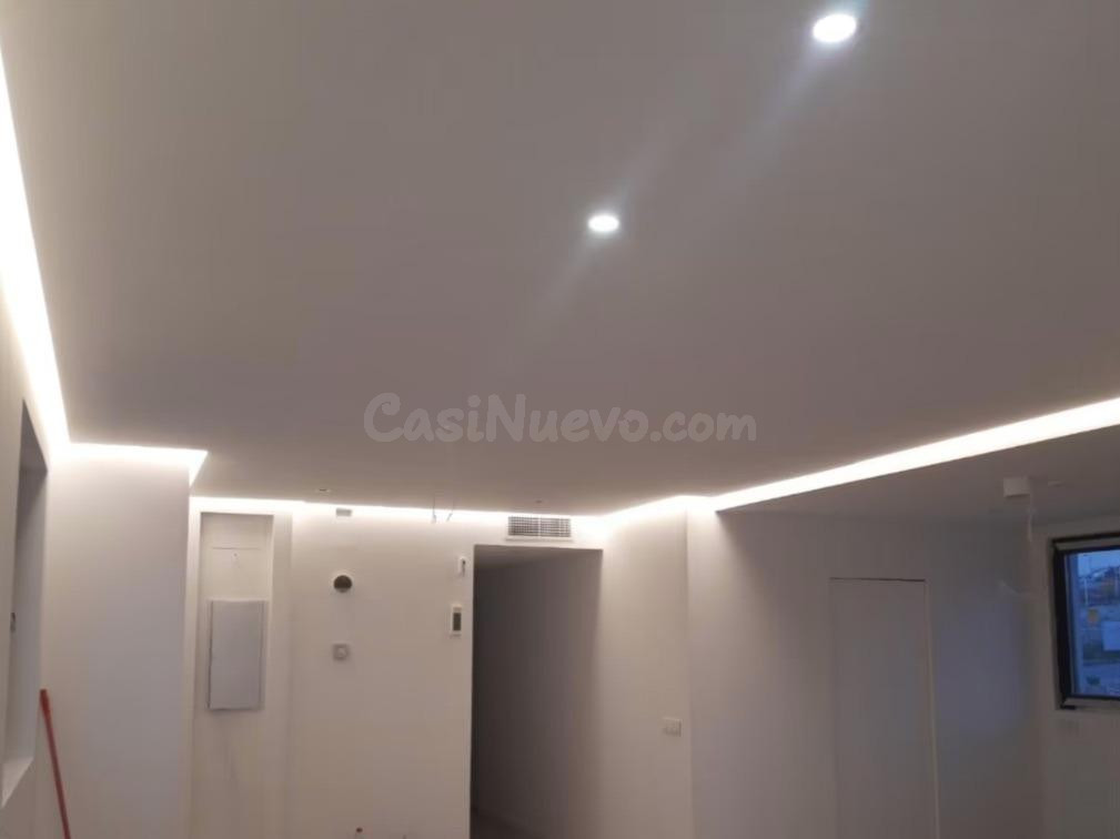 Tu Refugio Perfecto: Chalet en Urbanización Los Conejos - foto 4