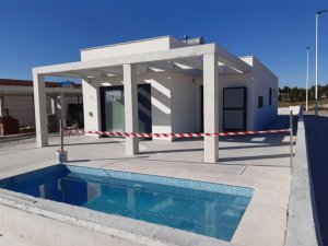 Tu Refugio Perfecto: Chalet en Urbanización Los Conejos - foto 5
