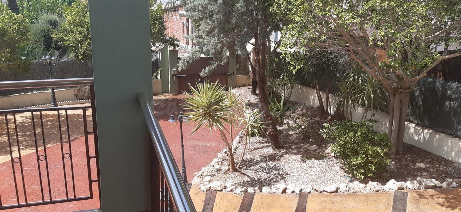 ¡Exclusivo chalet independiente en alquiler en La Alcayna! - foto 2