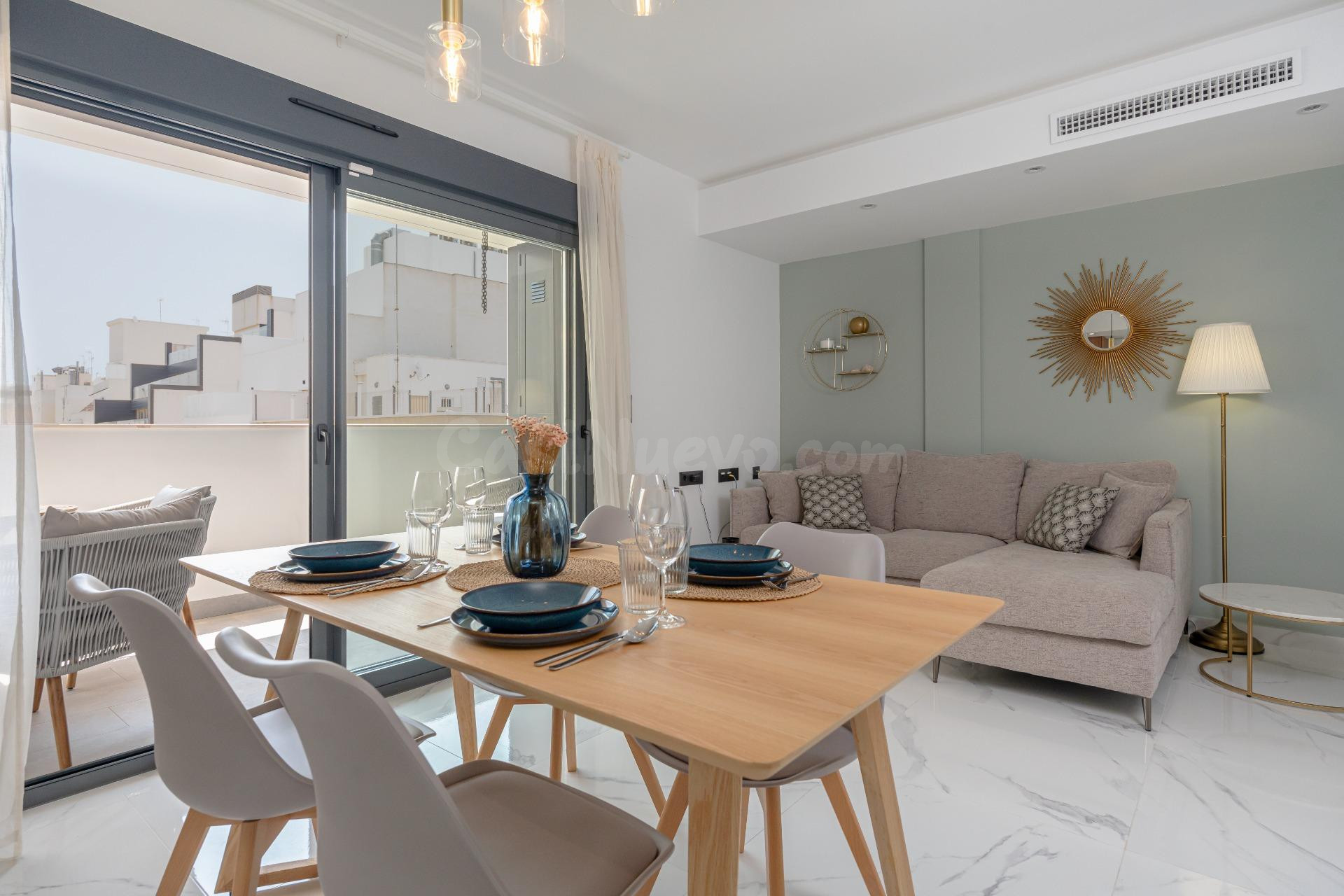 Amplio apartamento seminuevo en el centro - foto 4