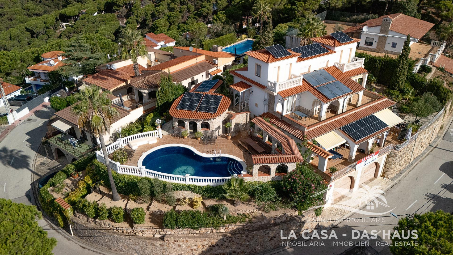 Gran casa con vistas espectaculares al mar en Font de Sant L - foto 2