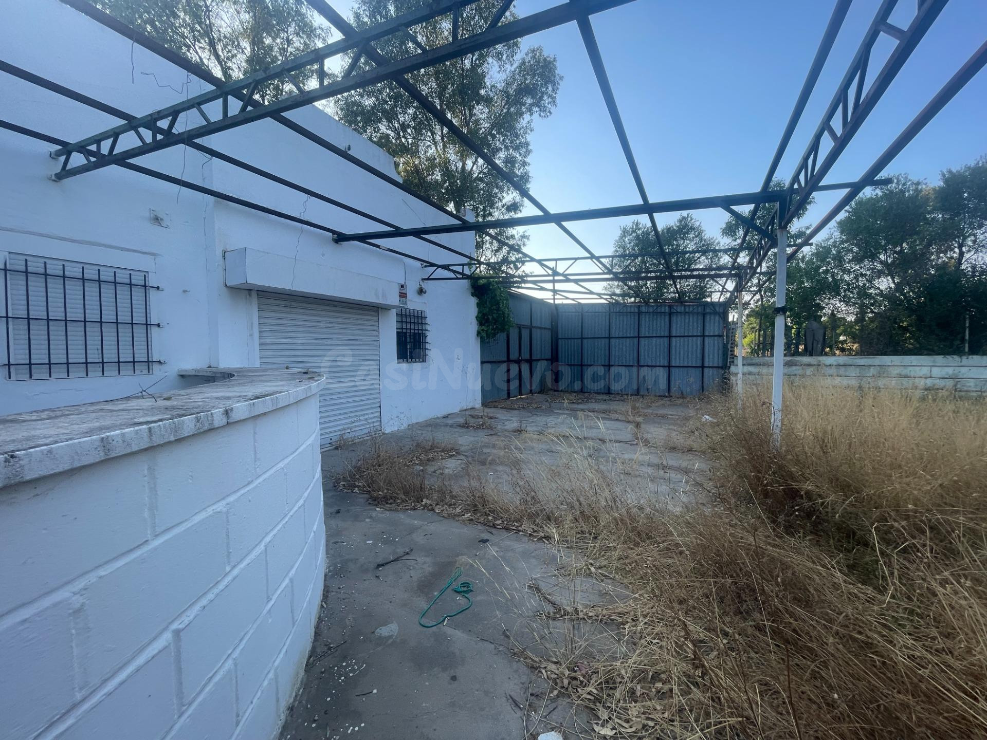 ¡Oportunidad única de inversión en Ayamonte! Parcela con viv