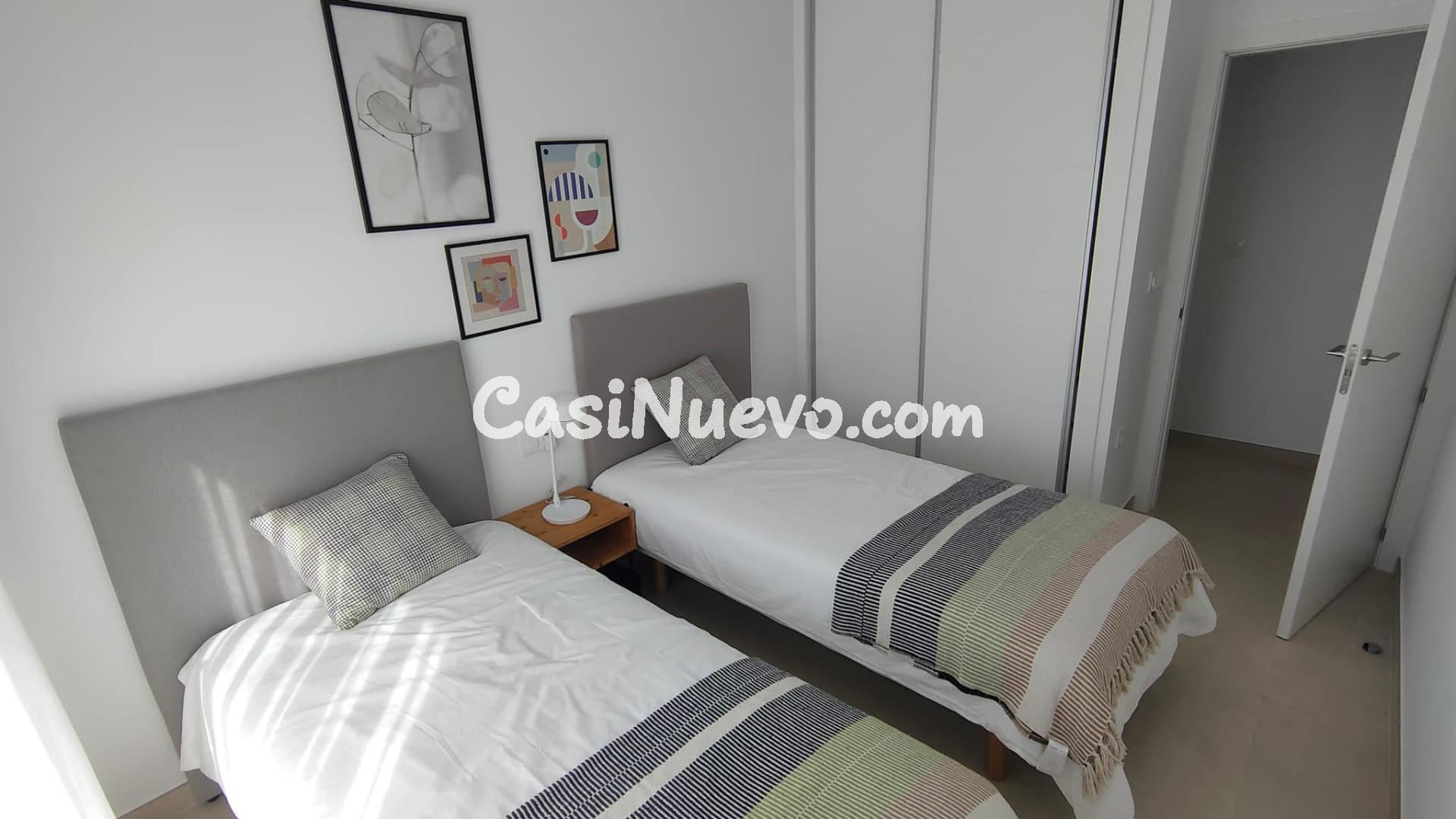 Fantásticas villas a estrenar de 3 dormitorios en el centro  - foto 12