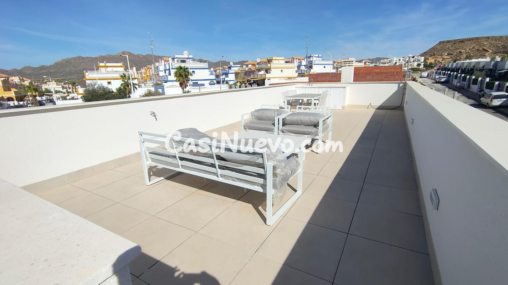 Fantásticas villas a estrenar de 3 dormitorios en el centro  - foto 26