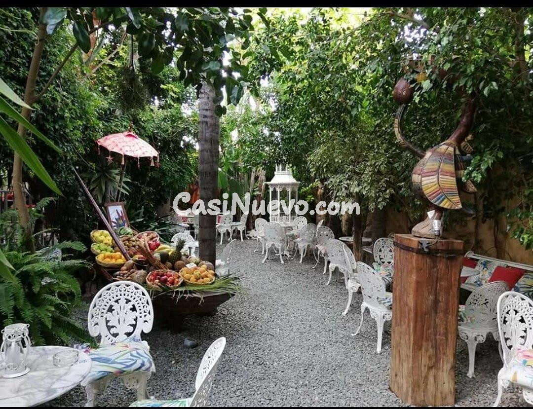 Oportunidad de Inversión: Bar de Cócteles Único con Alojamie - foto 4