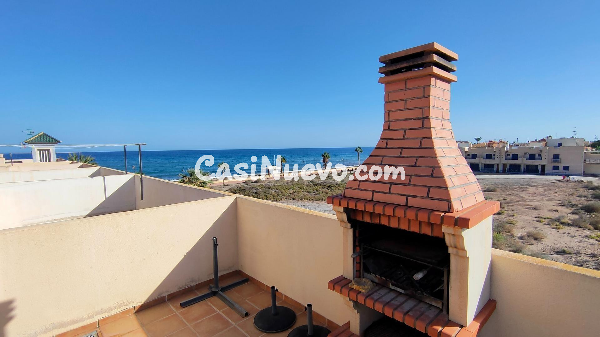 Ático de ensueño a 100 metros del mar en Pozo del Esparto Tu