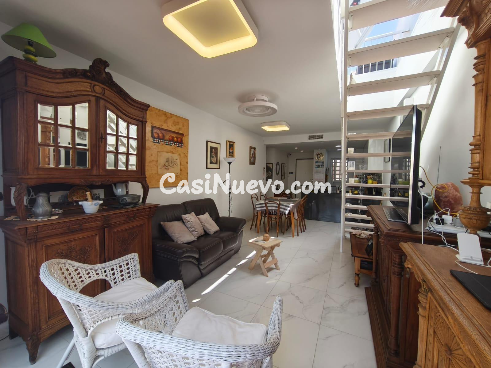 Ático con Vistas Panorámicas, Amplio Solárium y Zonas Comune - foto 7