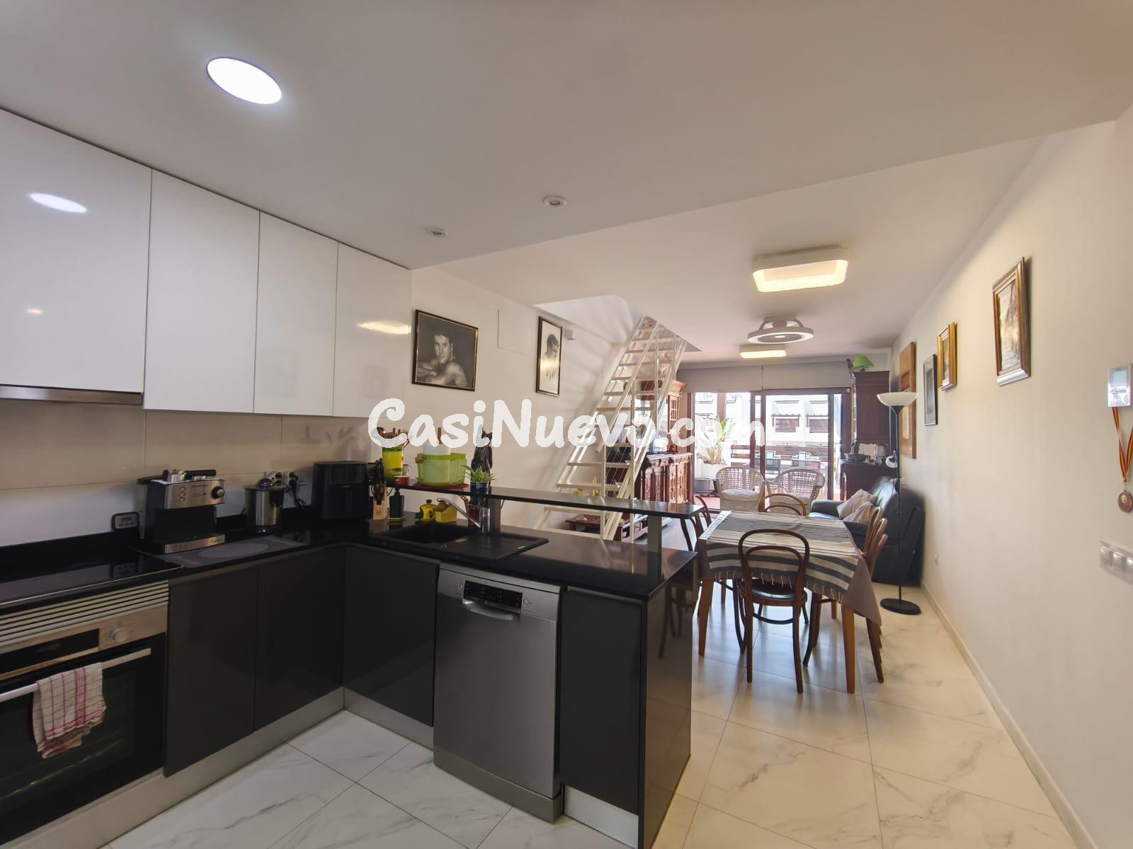 Ático con Vistas Panorámicas, Amplio Solárium y Zonas Comune - foto 19