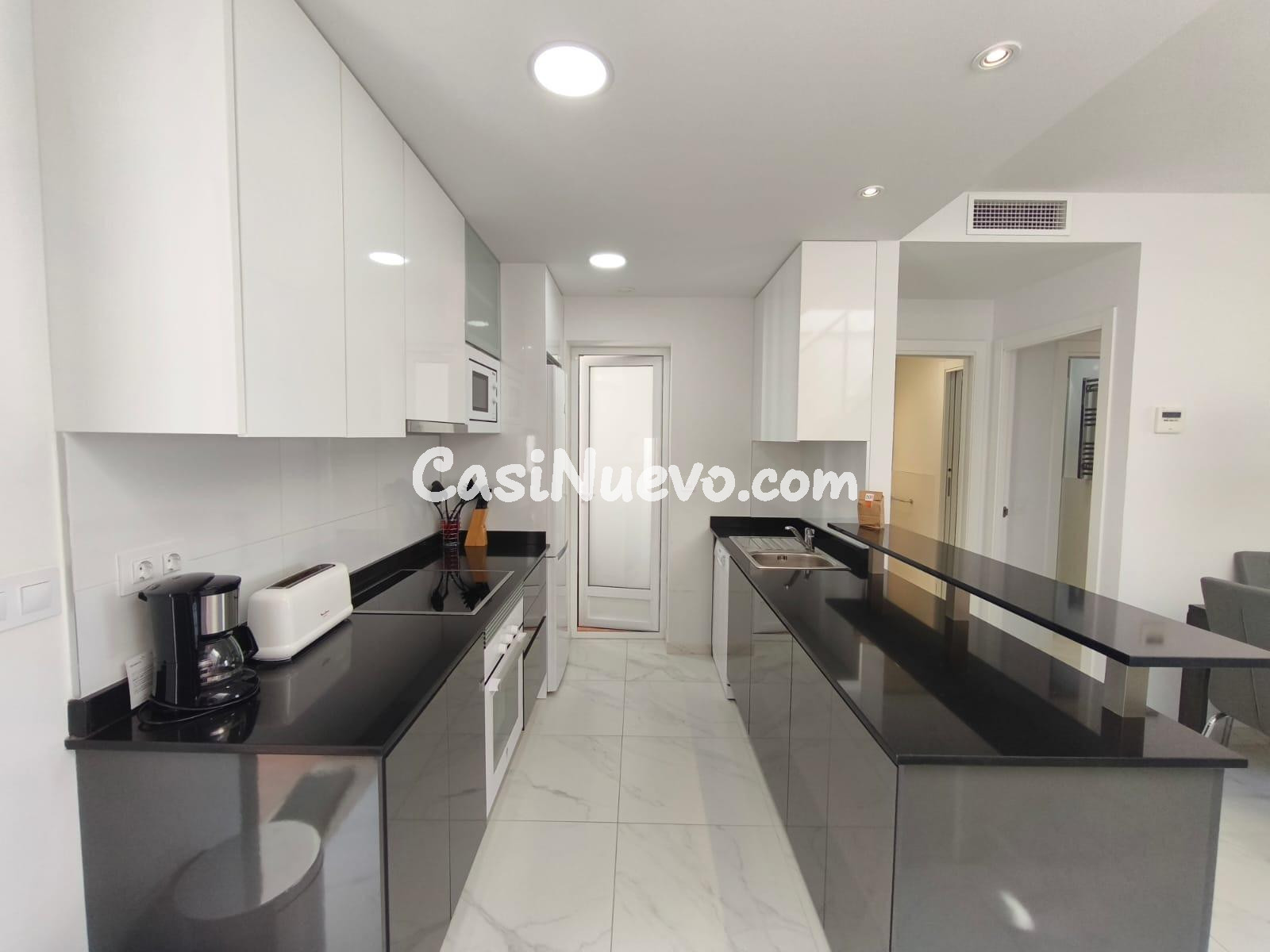 Ático Exclusivo en Mar de Pulpí: Vistas Panorámicas, Soláriu - foto 4