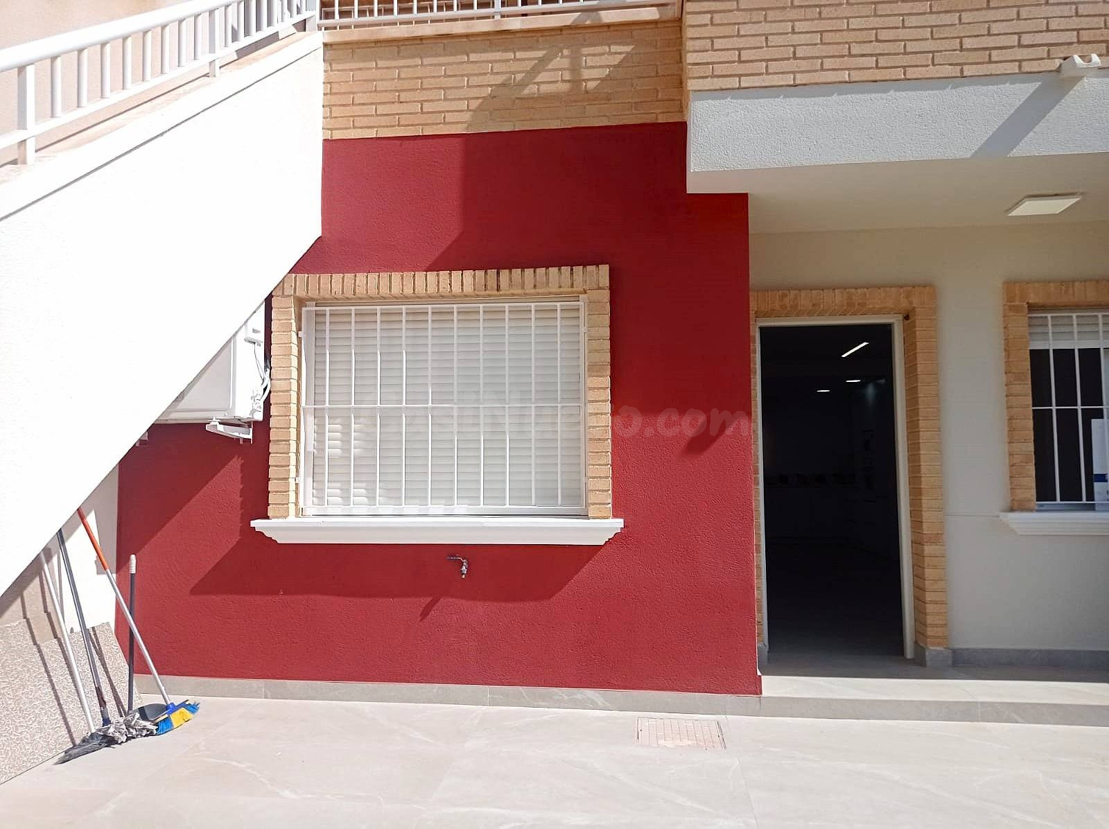 Tu nuevo hogar en un encantador chalet adosado en la zona de