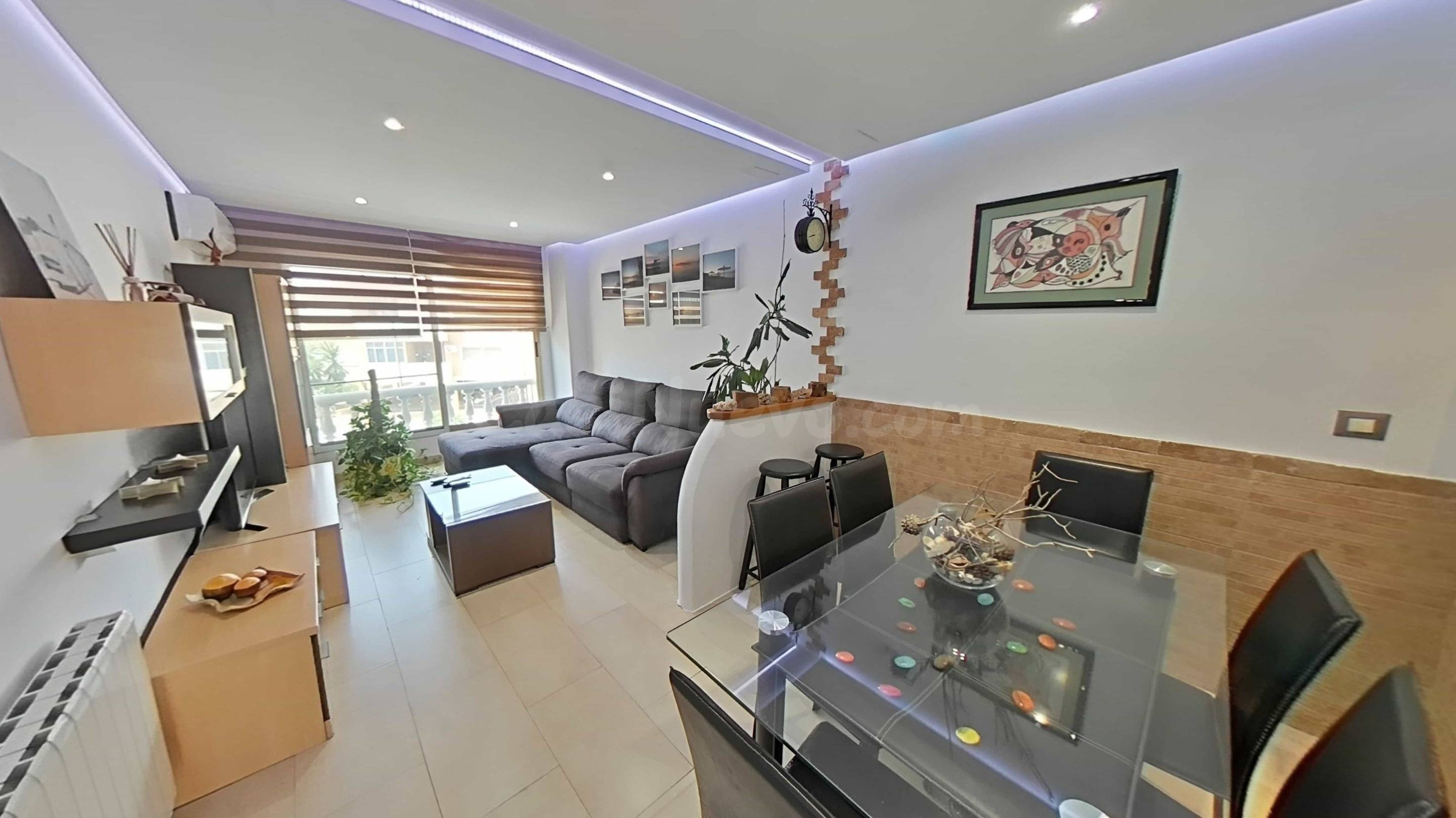 APARTAMENTO EN LO PAGAN CON PISCINA, ASCENSOR Y AMPLIA ZONA 