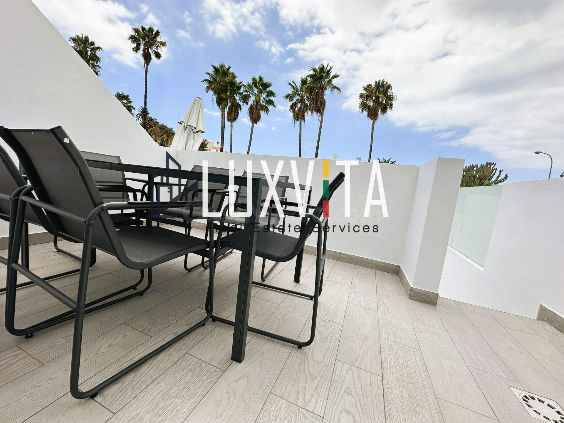 Apartamento en venta en Island Village – totalmente reformad - foto 3
