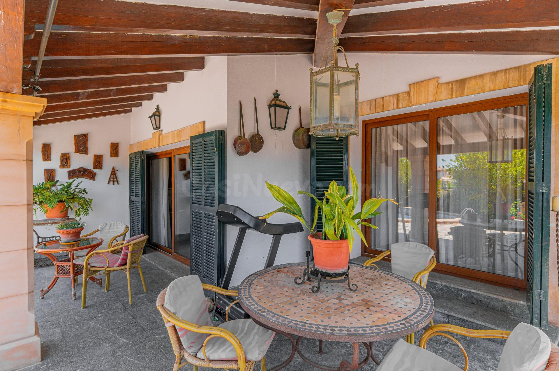 CHALET UNIFAMILIAR DUPLEX, CON PISCINA Y PARKING, EN PONT DI - foto 4